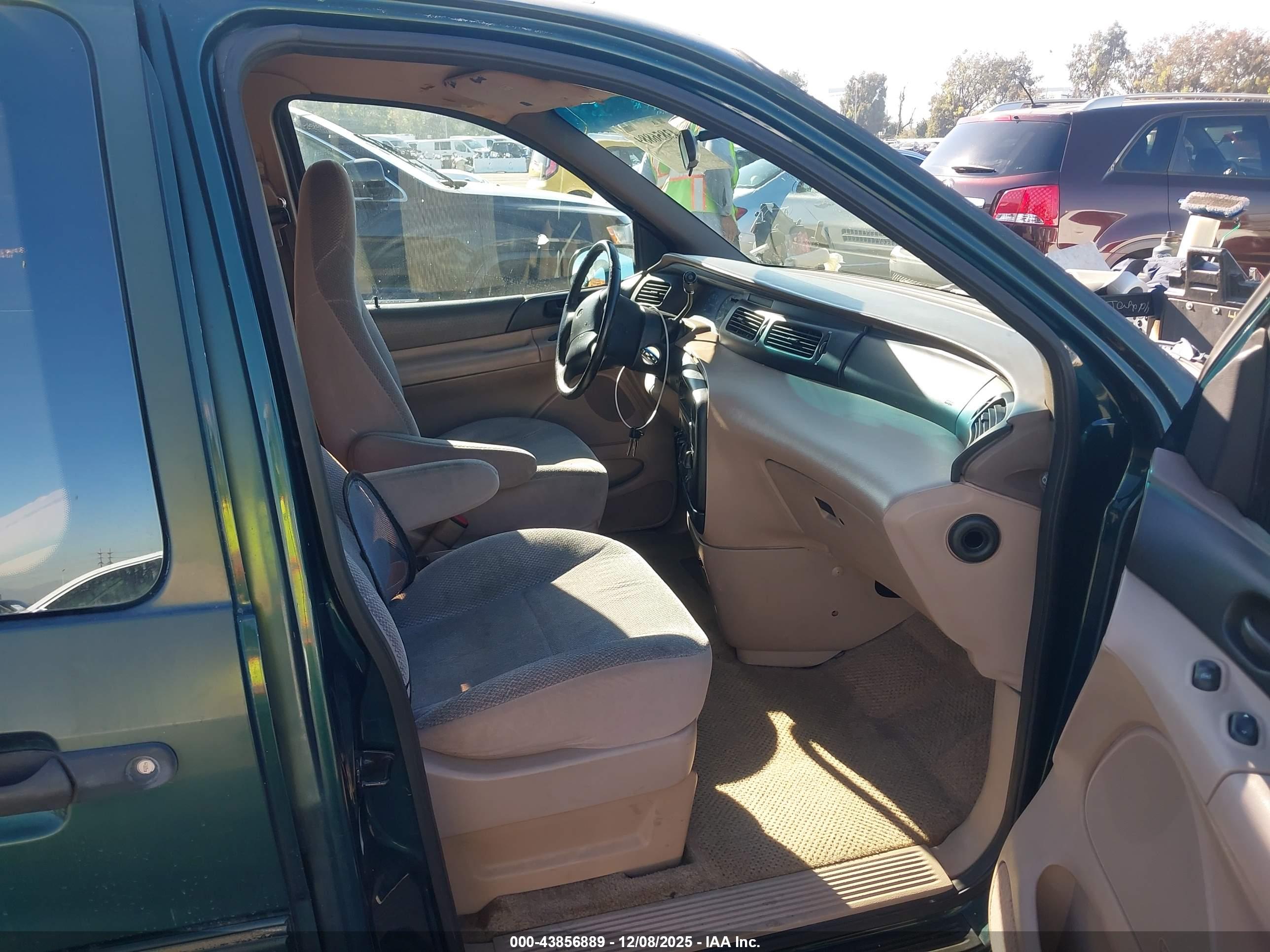 FORD WINDSTAR image 5