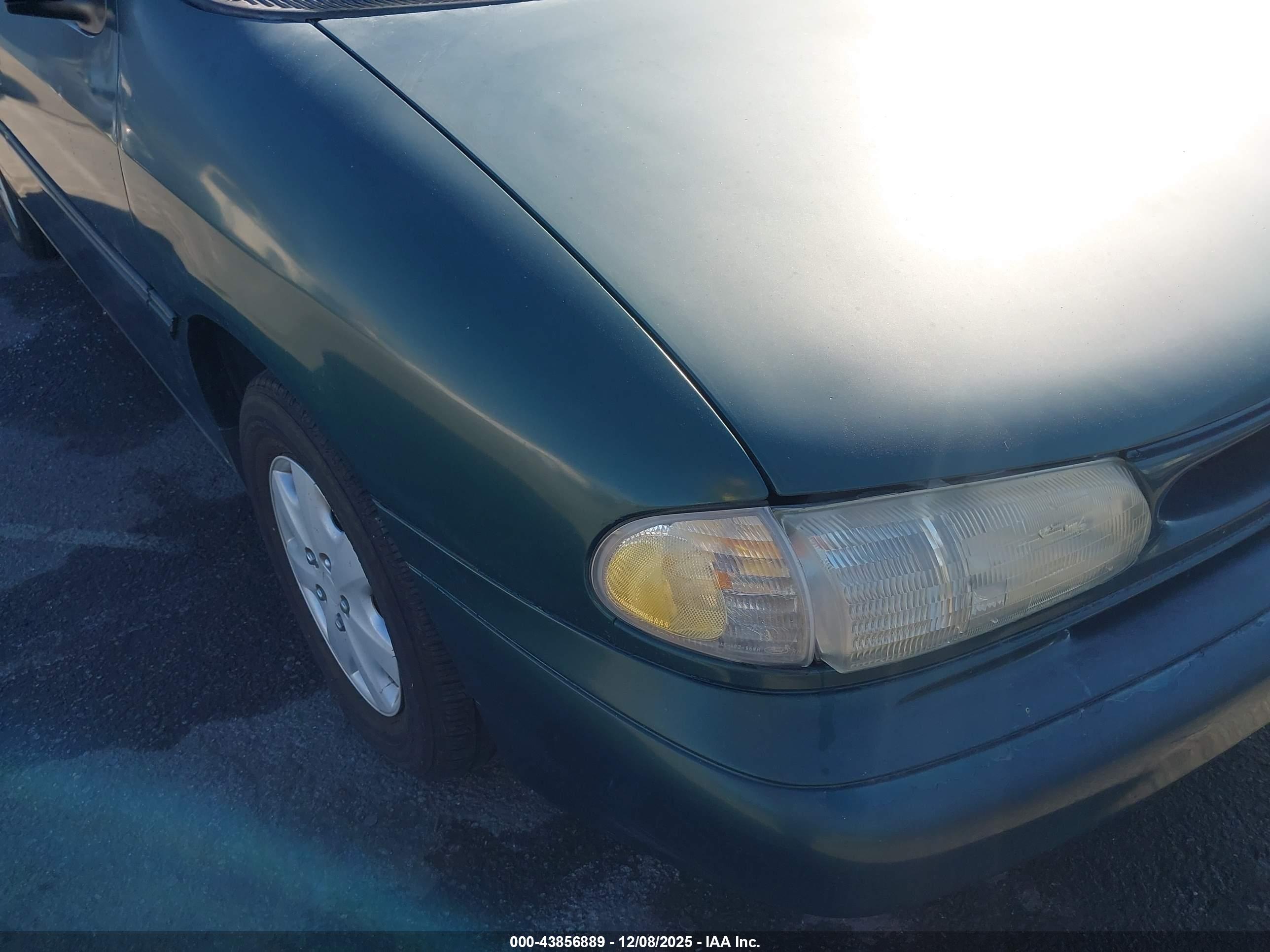 FORD WINDSTAR image 6