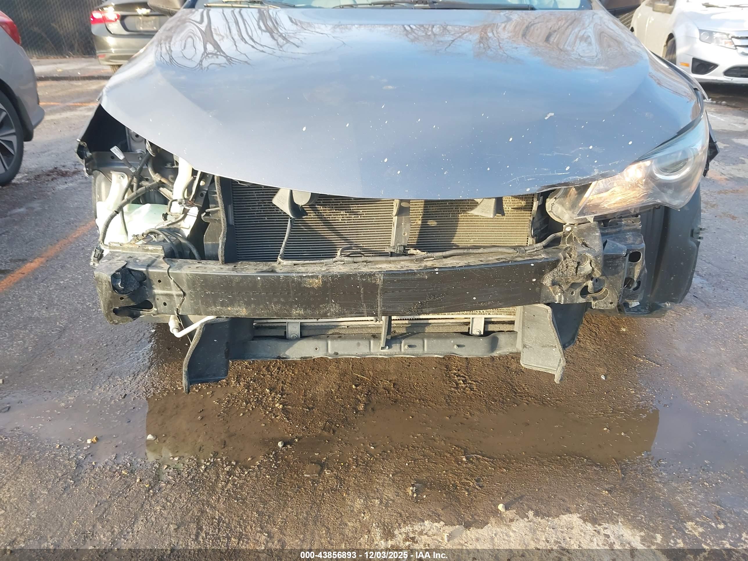 TOYOTA CAMRY image 6