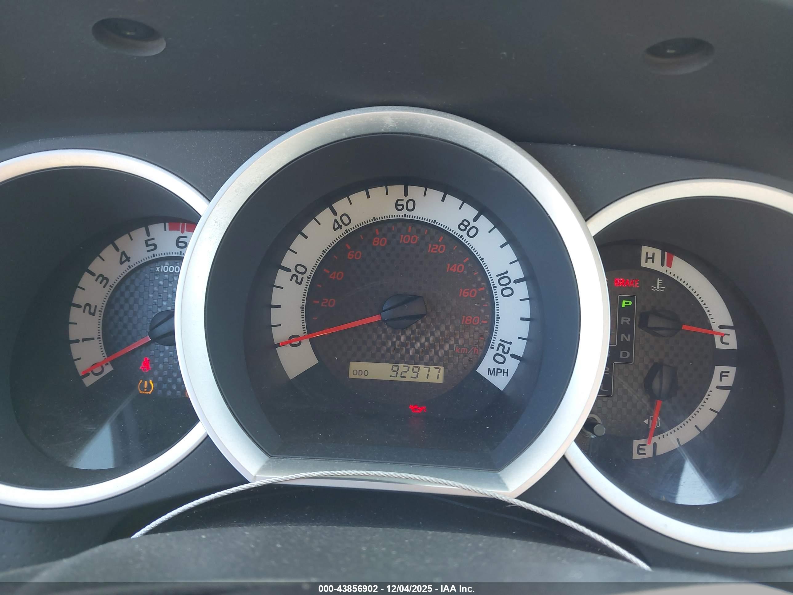 TOYOTA TACOMA image 7