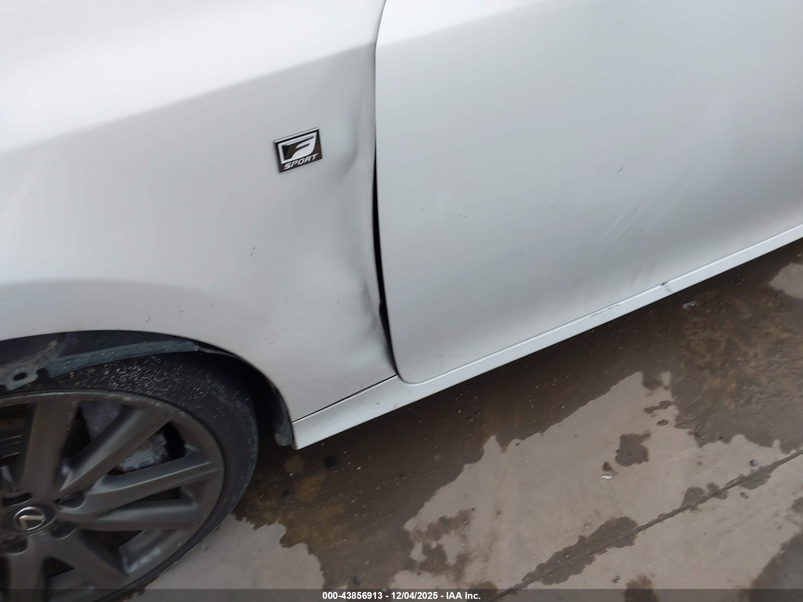 LEXUS GS image 6