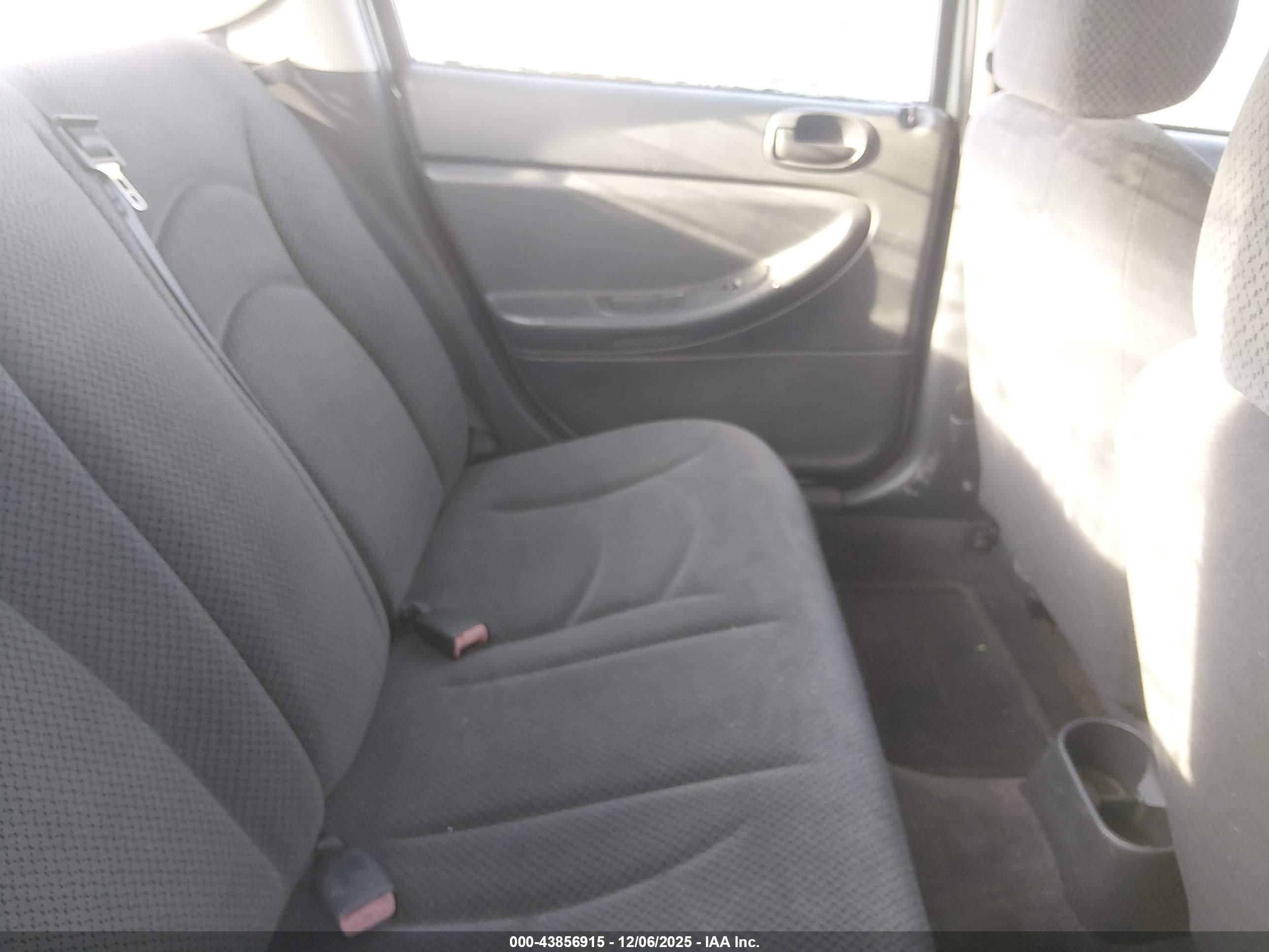 DODGE STRATUS image 8