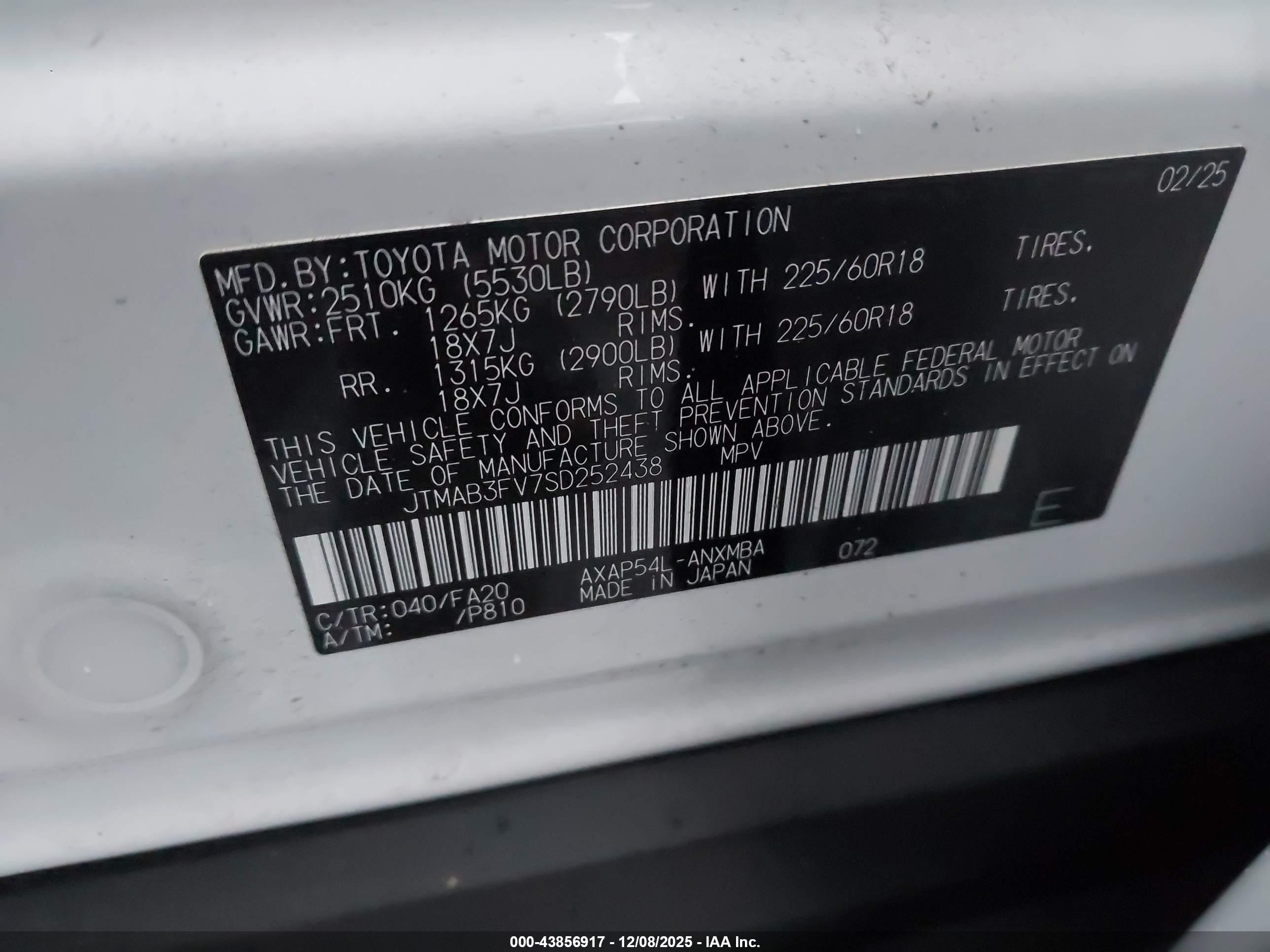 TOYOTA RAV4 image 9