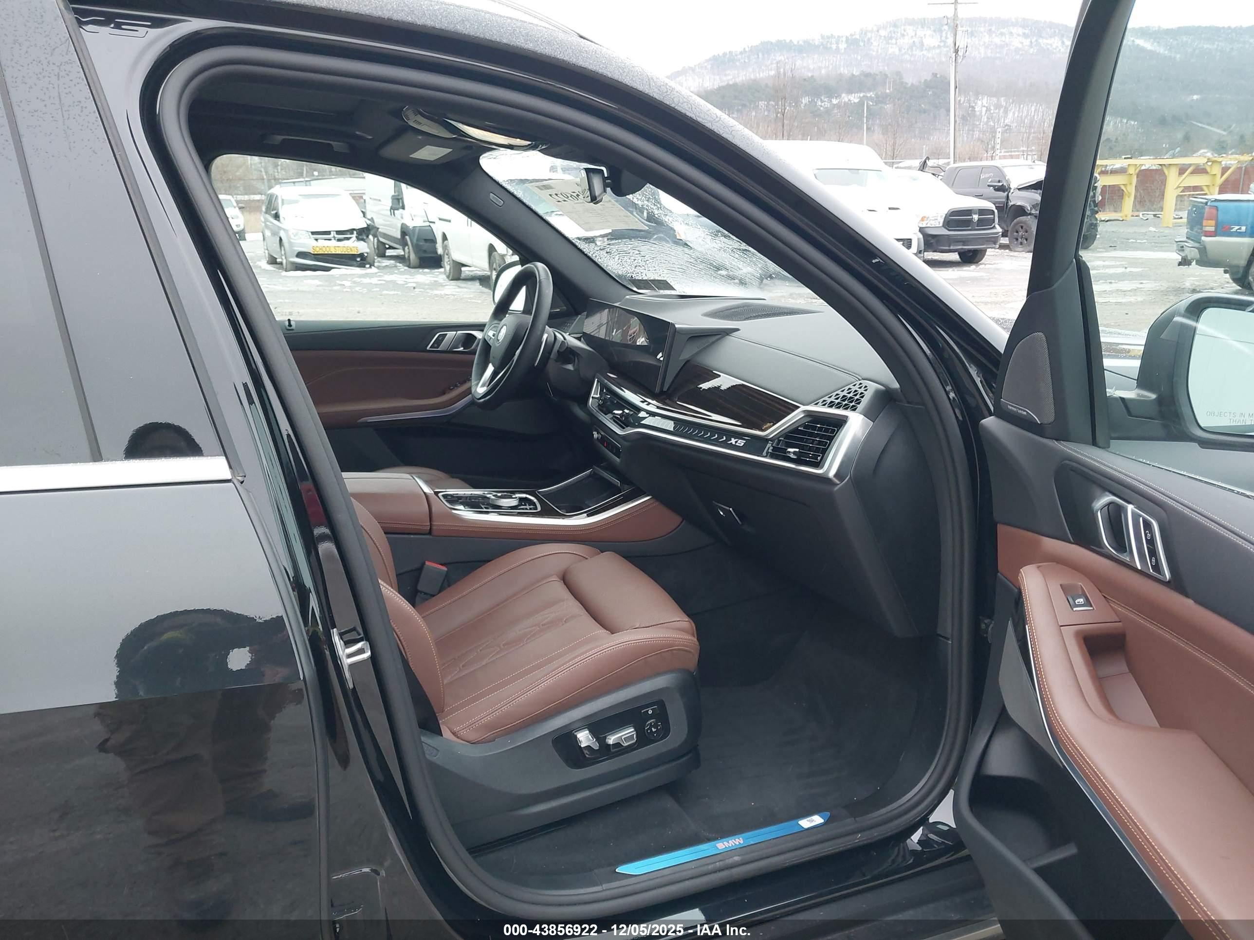 BMW X5 image 5