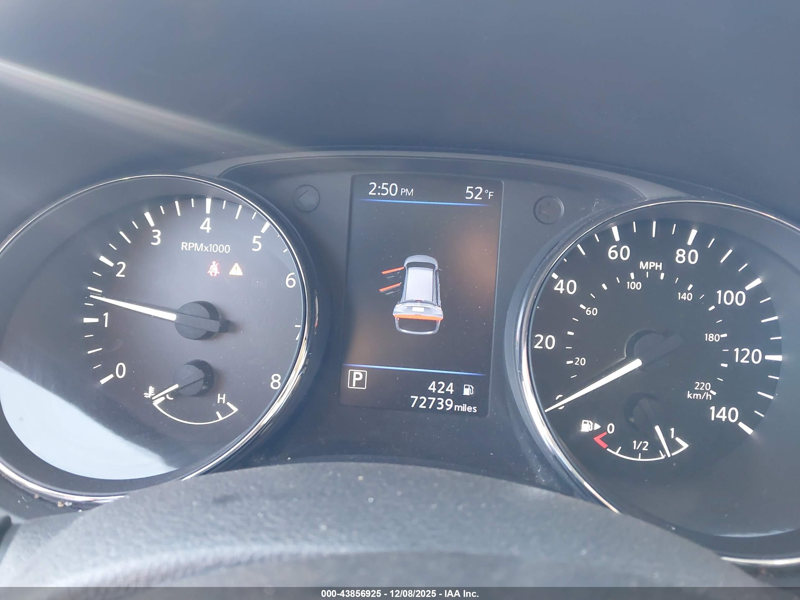 NISSAN ROGUE image 7