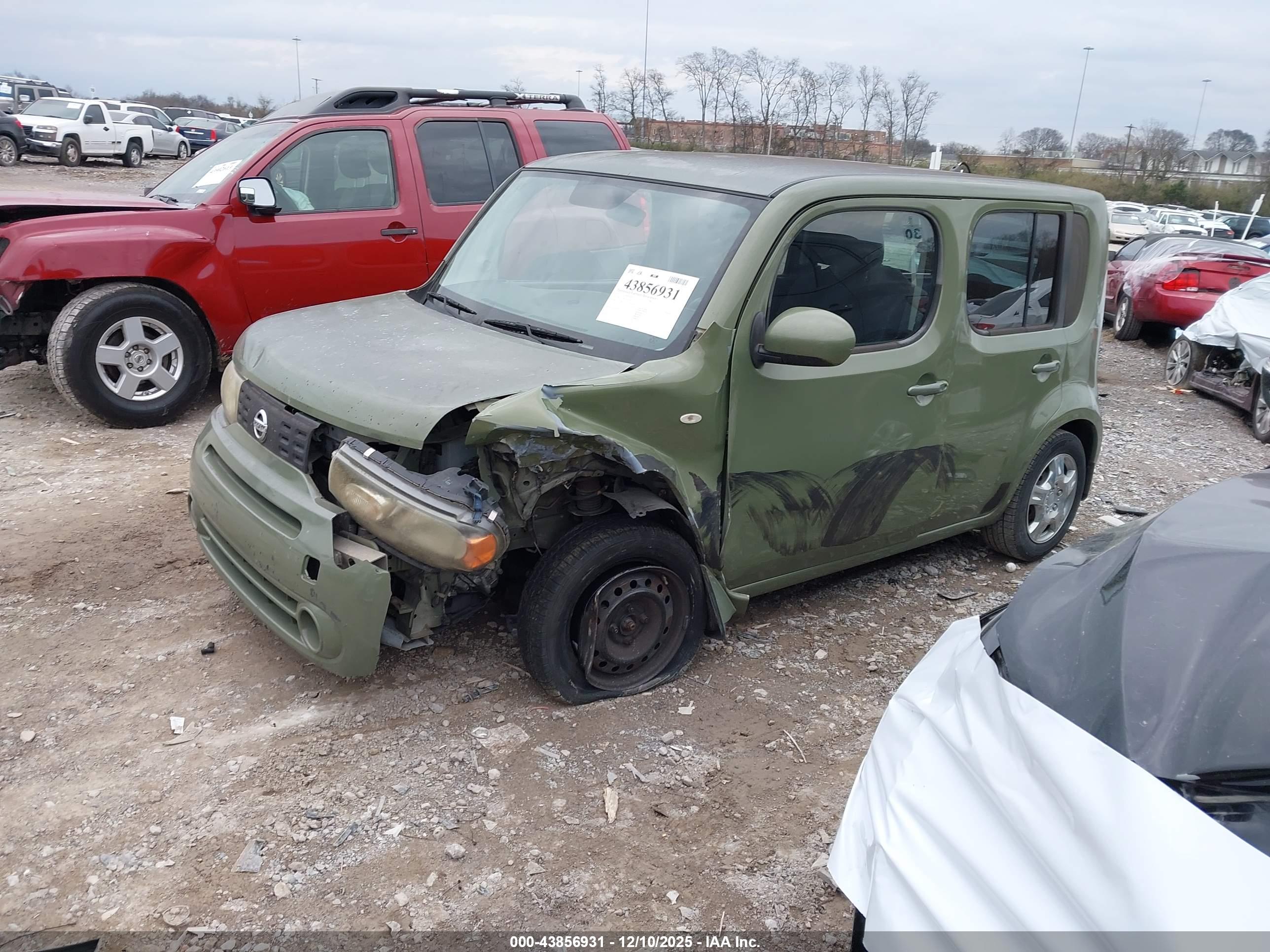 NISSAN CUBE image 2