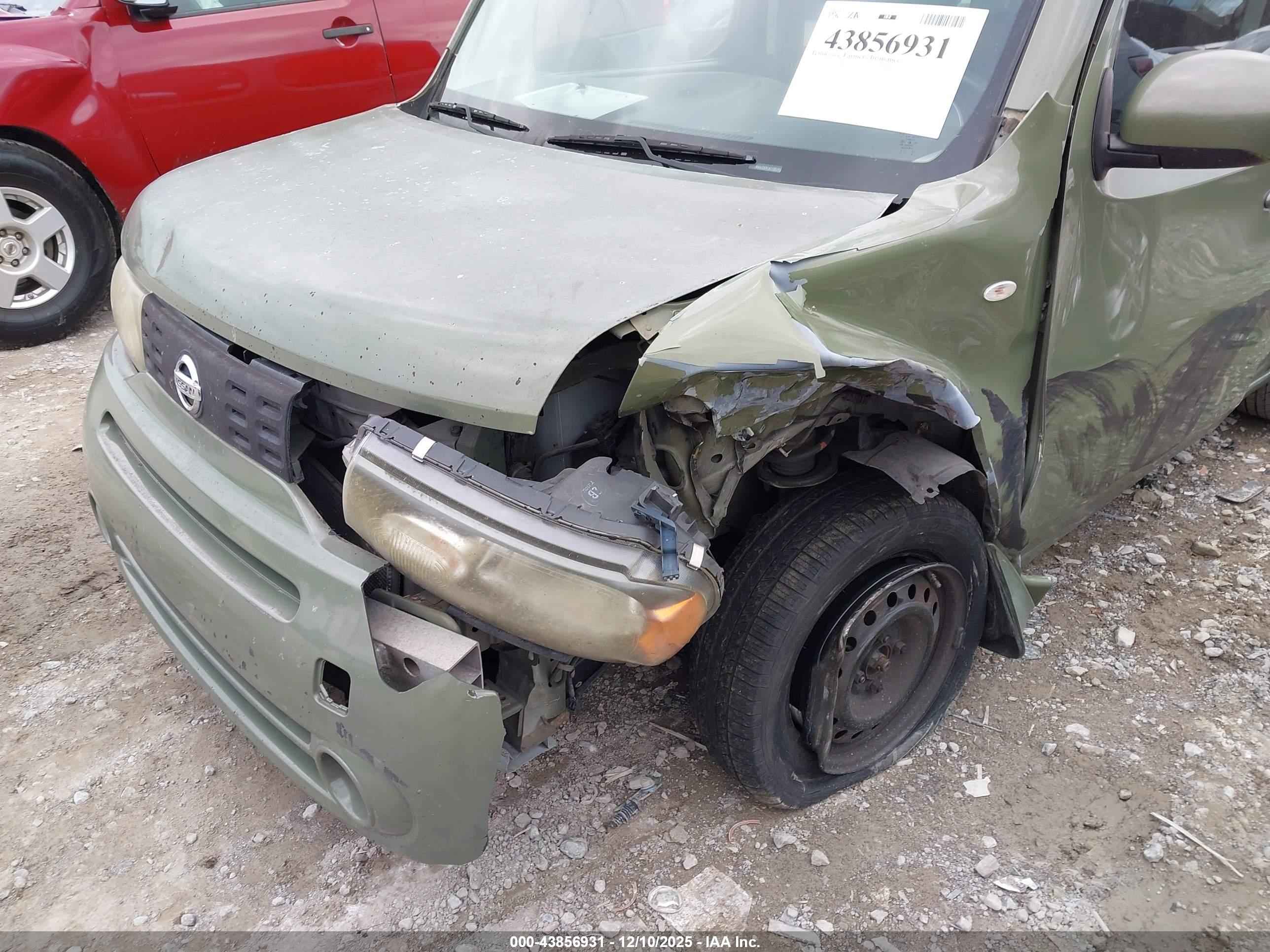 NISSAN CUBE image 6