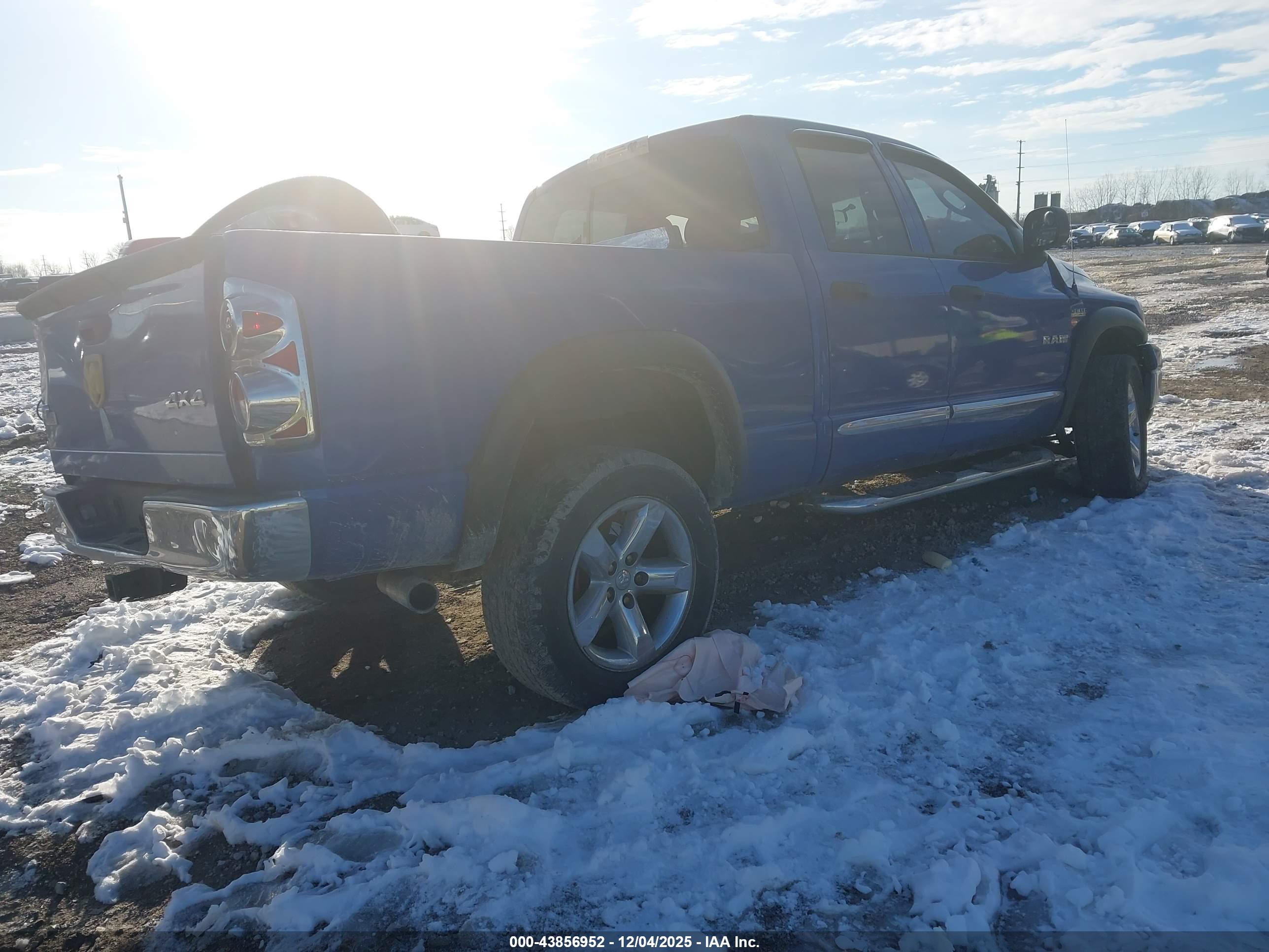 DODGE RAM image 4