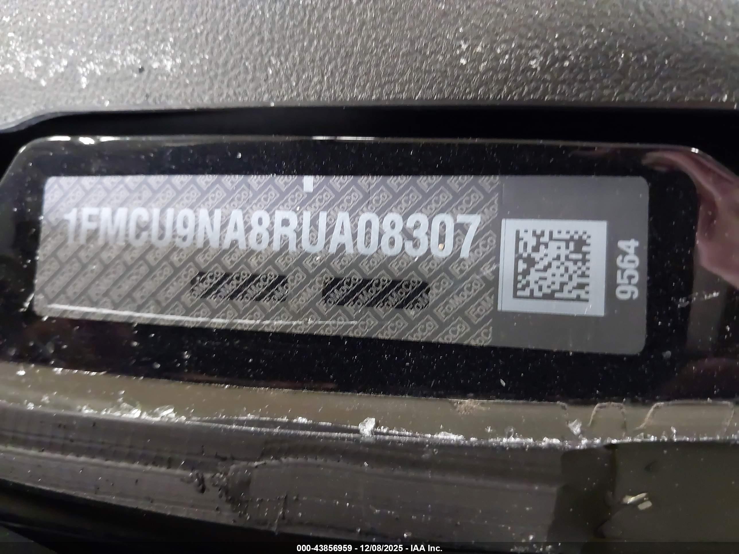 FORD ESCAPE image 9