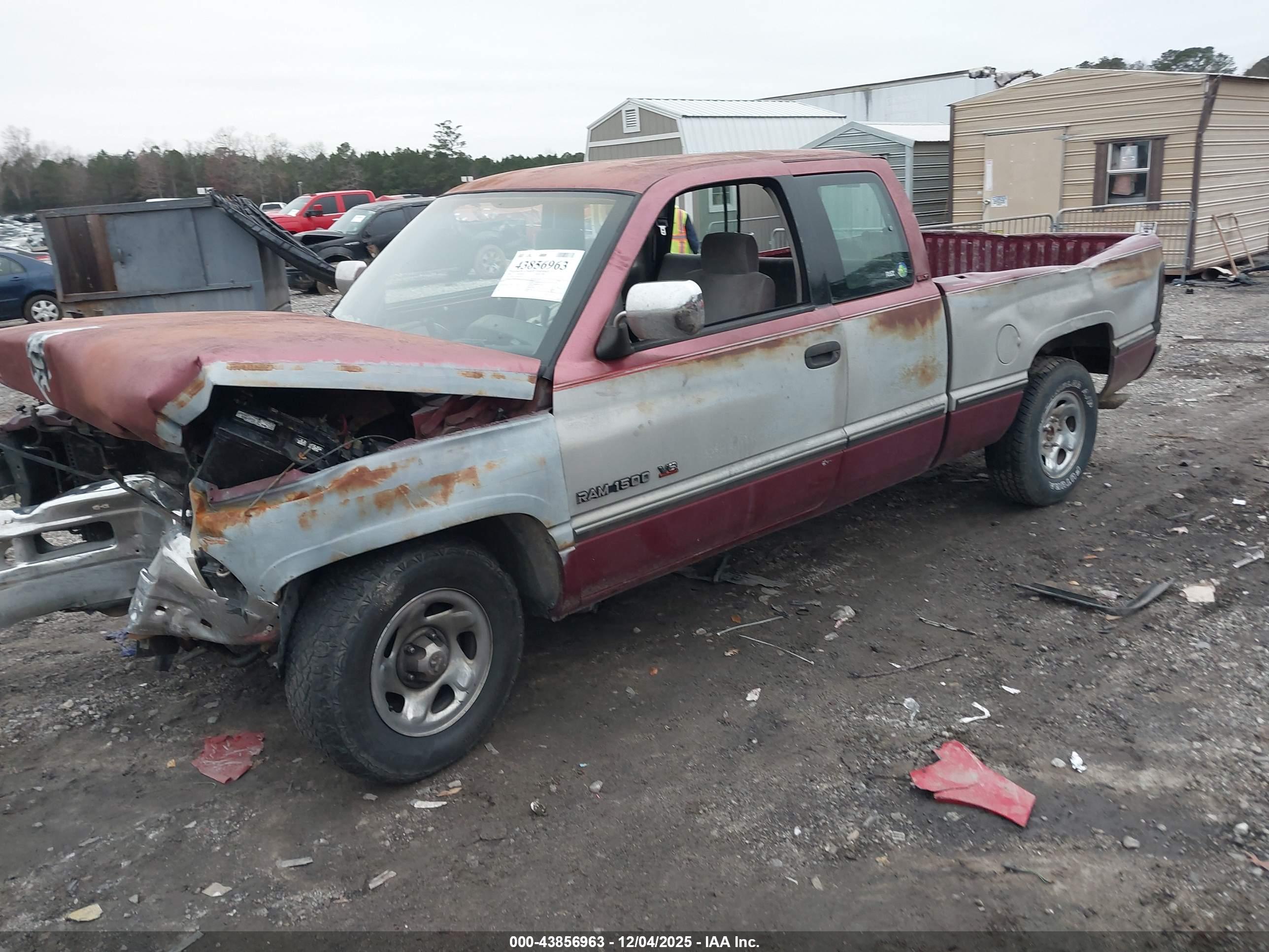 DODGE RAM image 2