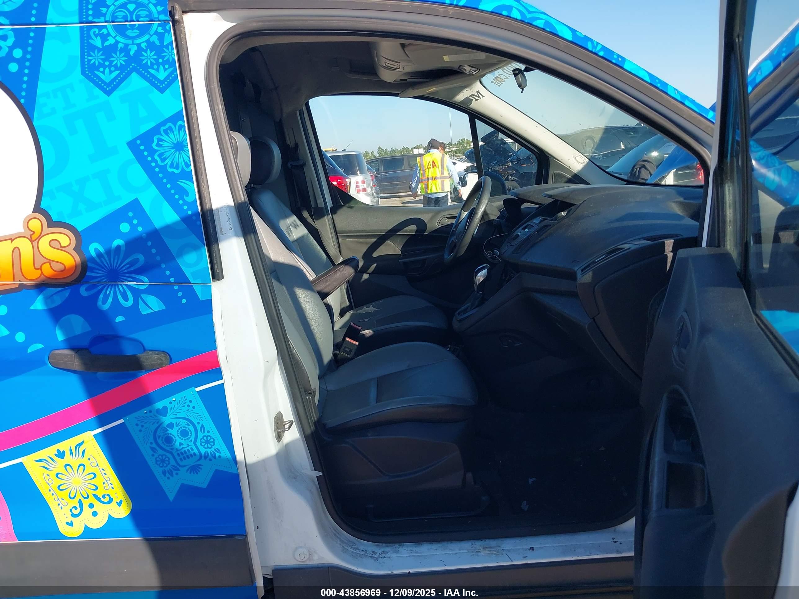 FORD TRANSIT image 5
