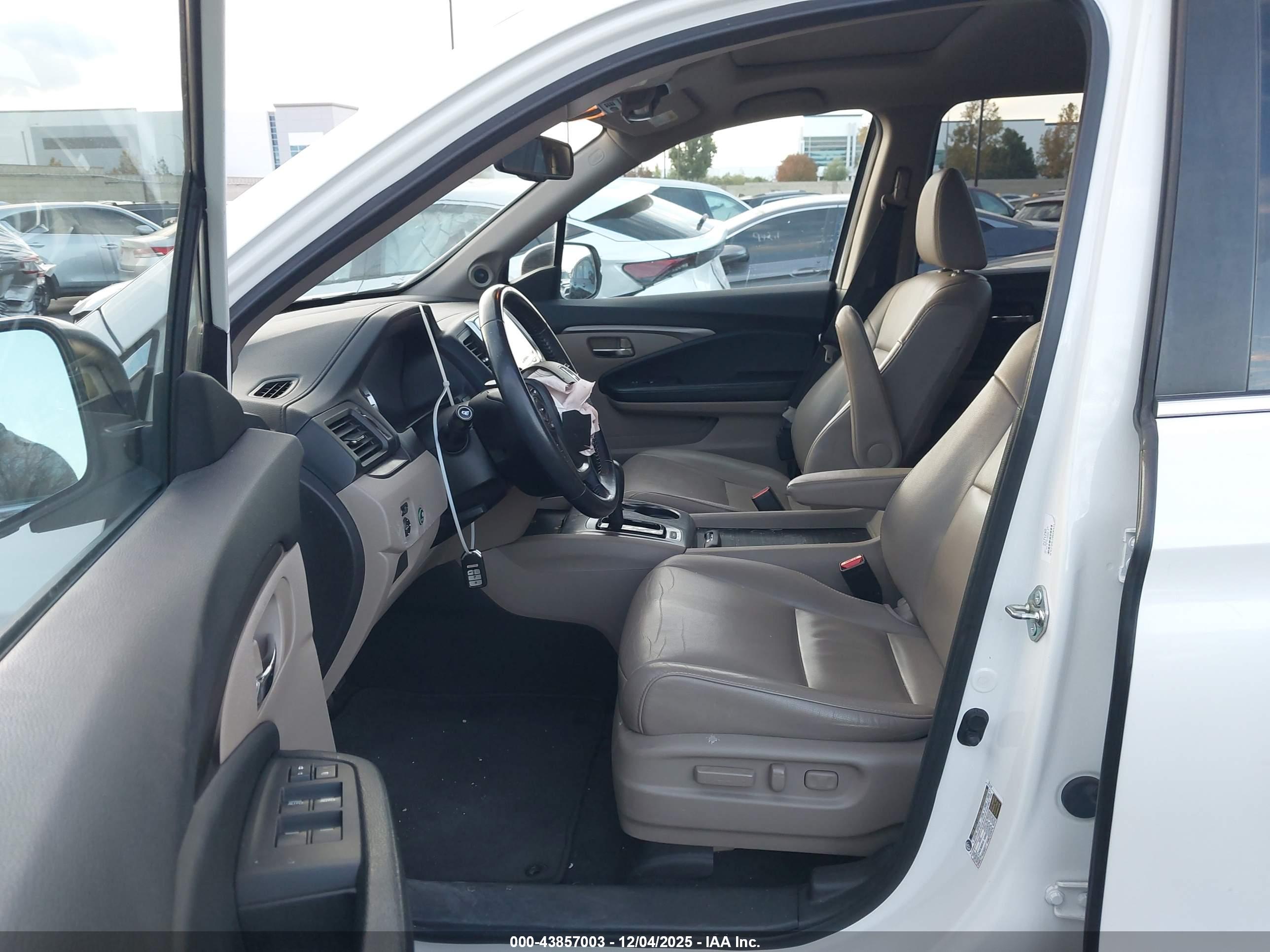 HONDA PILOT image 5