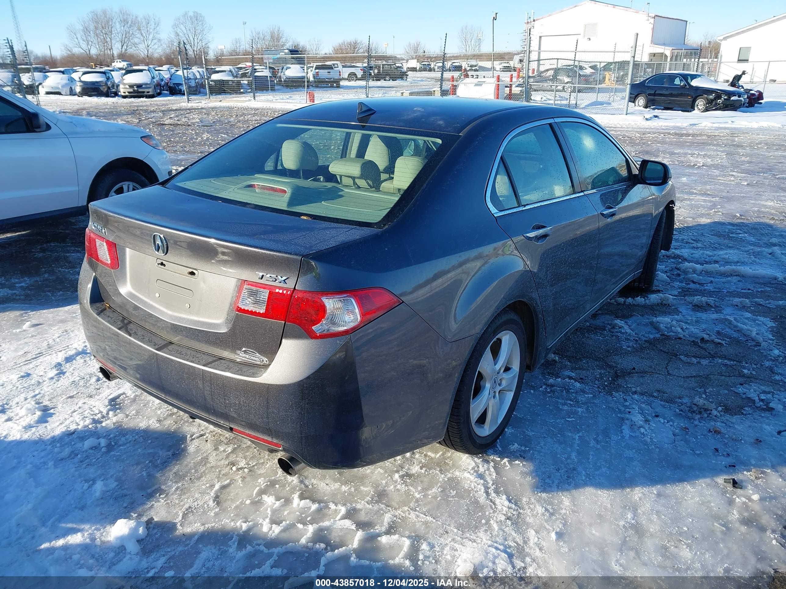 ACURA TSX image 4