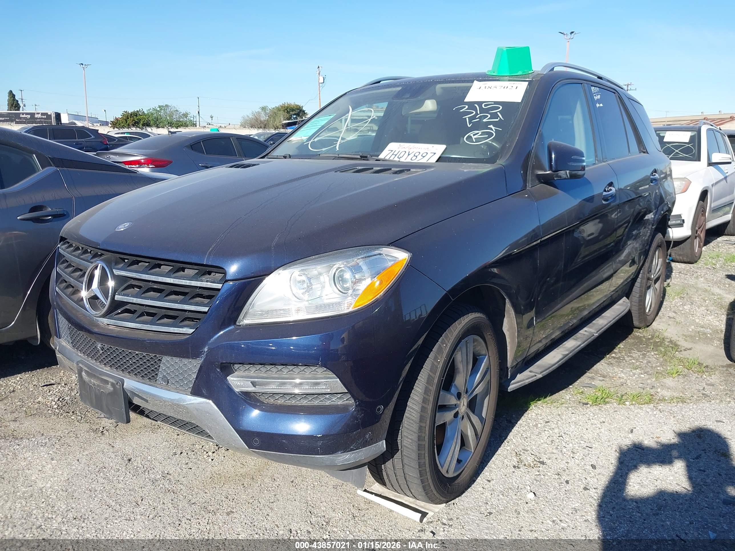 MERCEDES-BENZ ML image 2