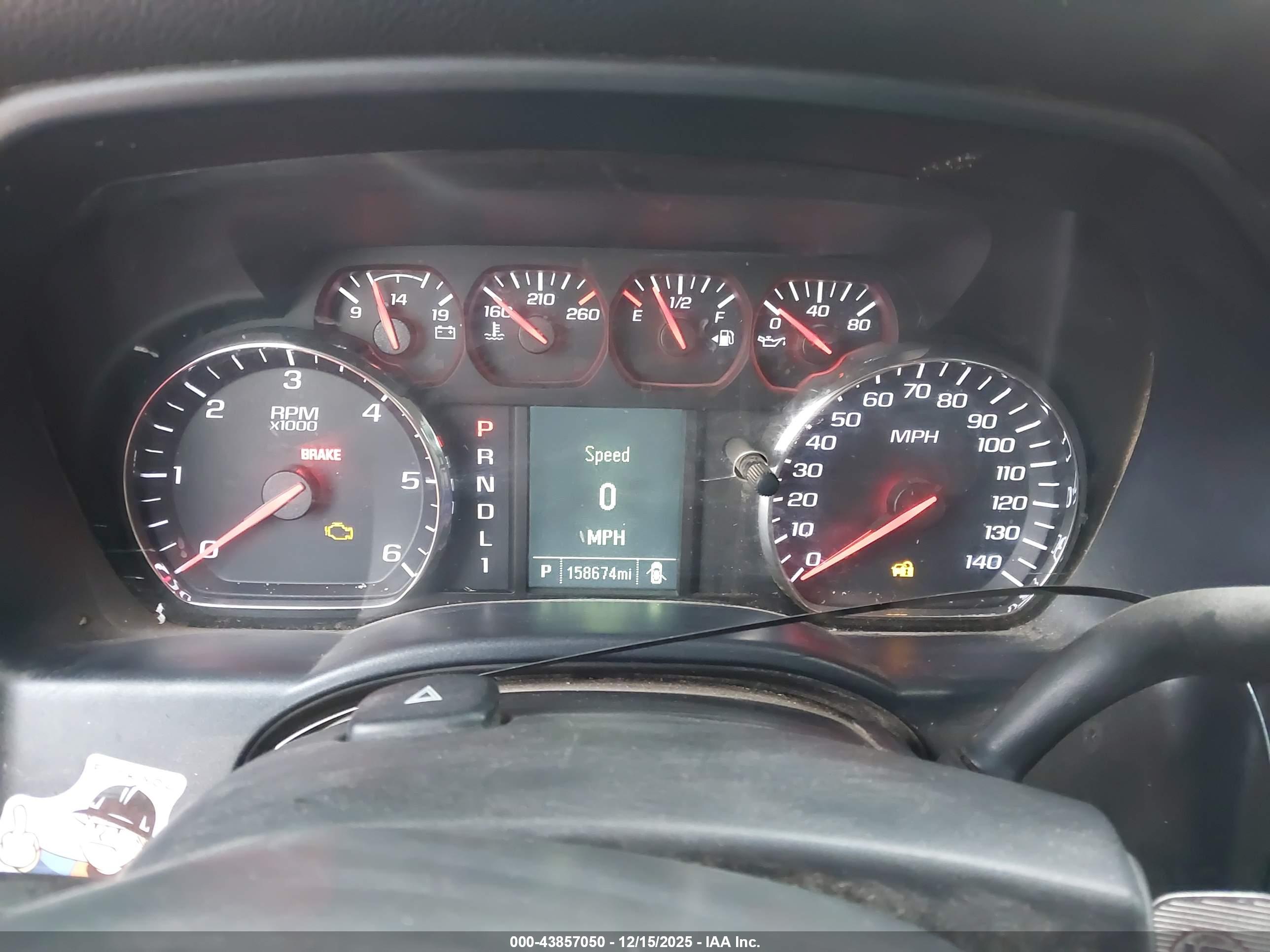 CHEVROLET SILVERADO image 7