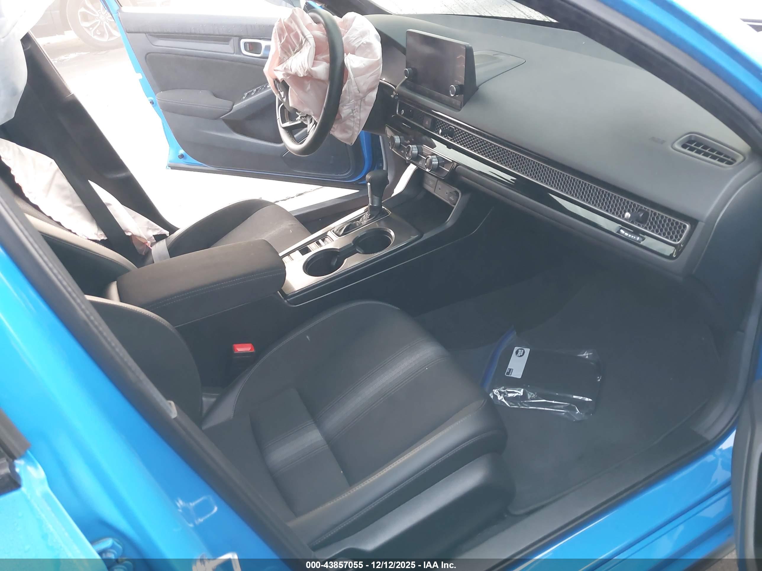 HONDA CIVIC image 5