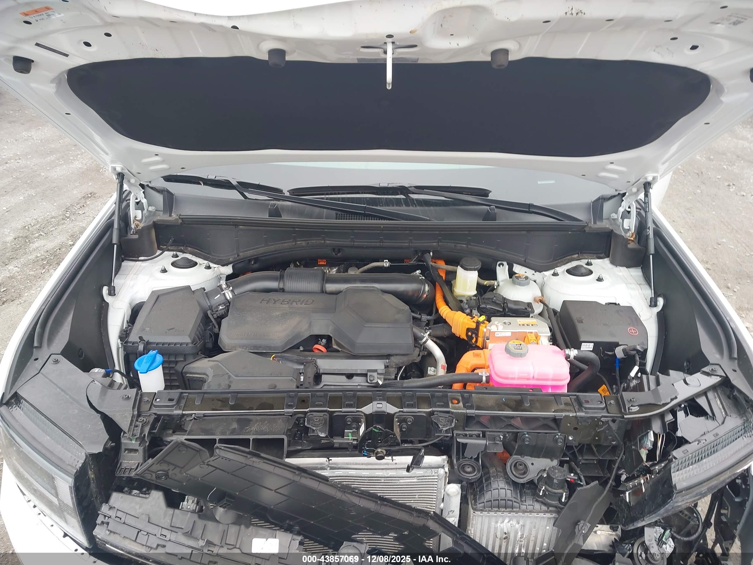 HYUNDAI SANTA image 10