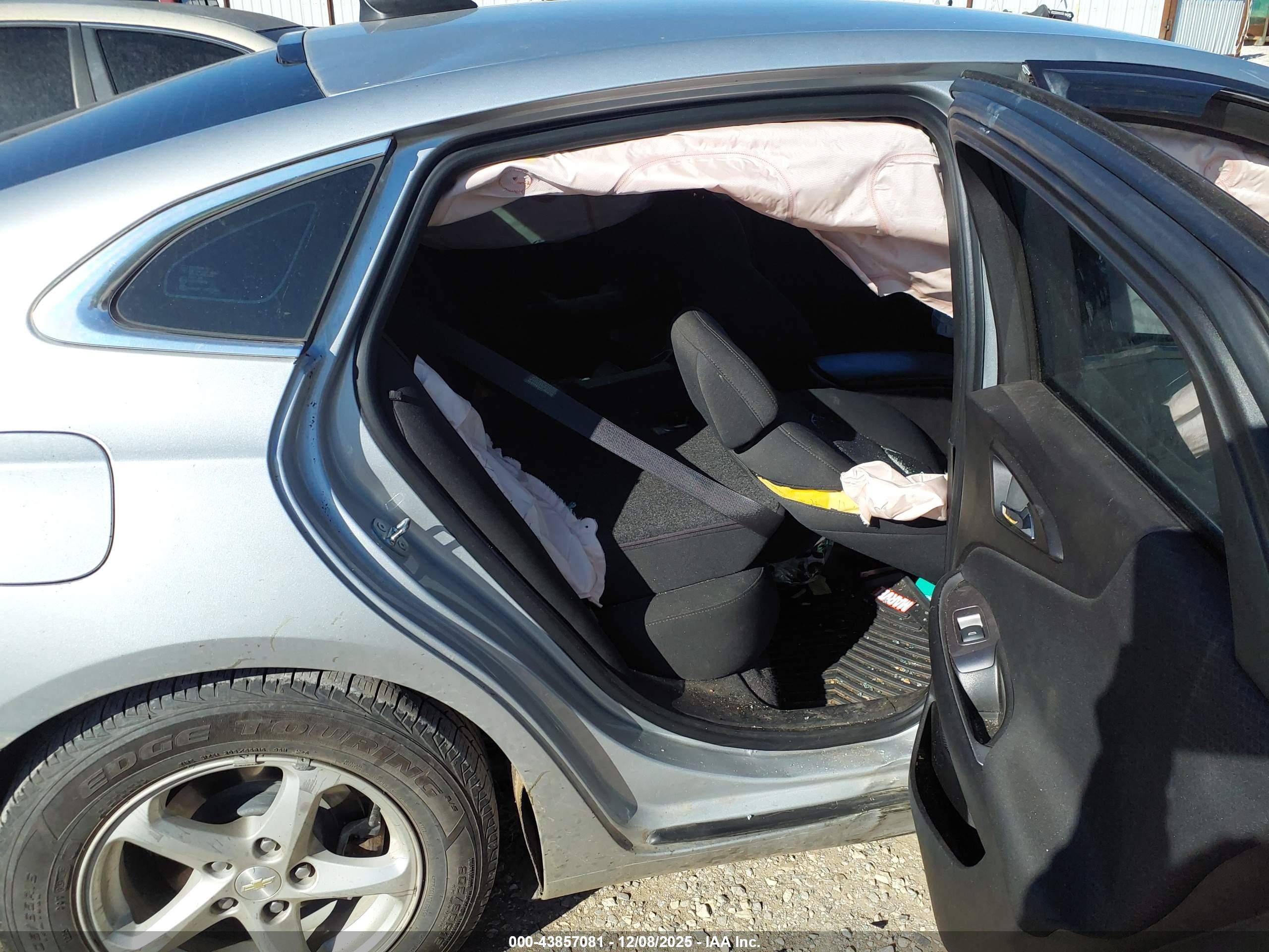 CHEVROLET MALIBU image 8
