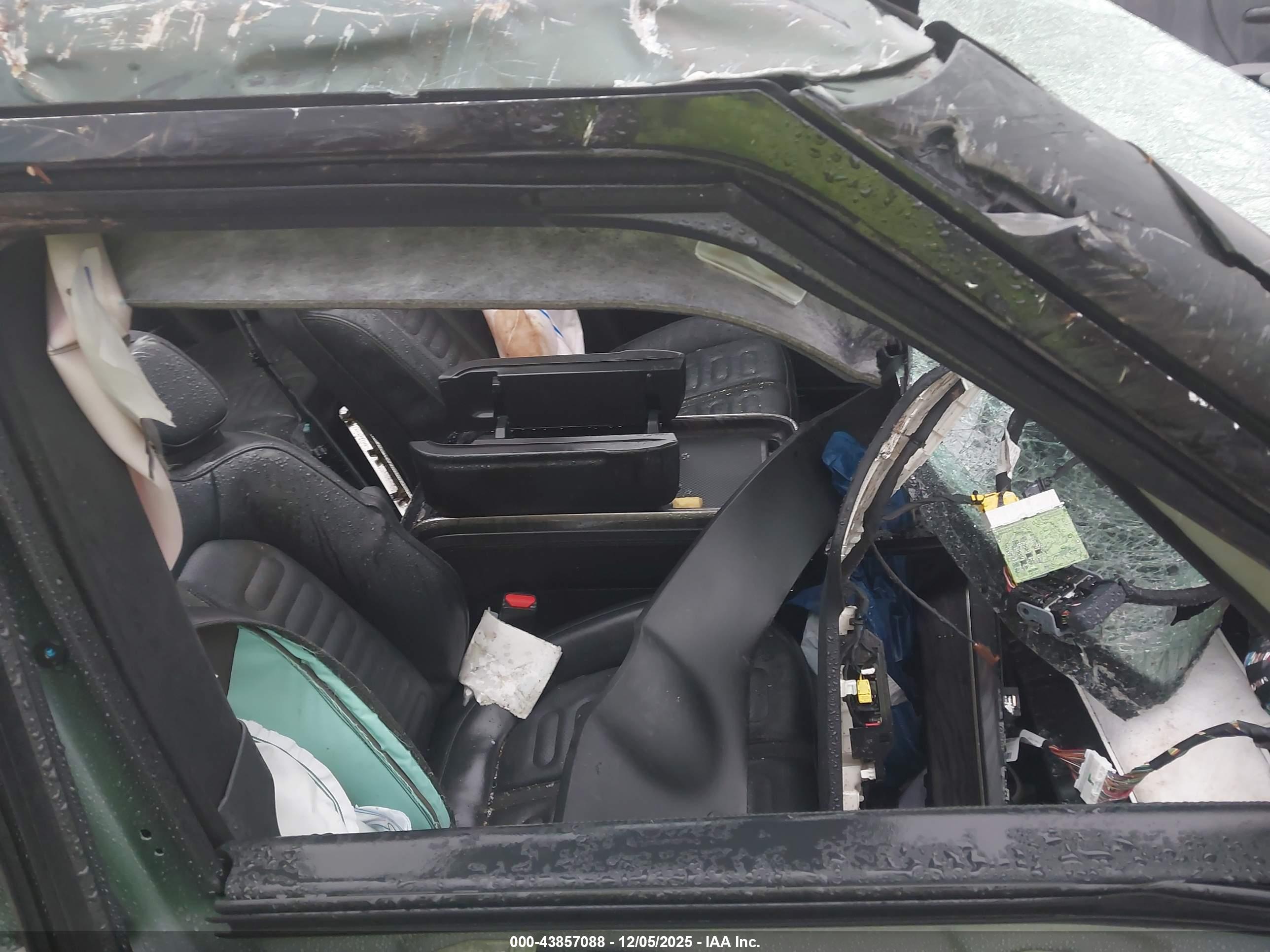 RIVIAN R1T image 5