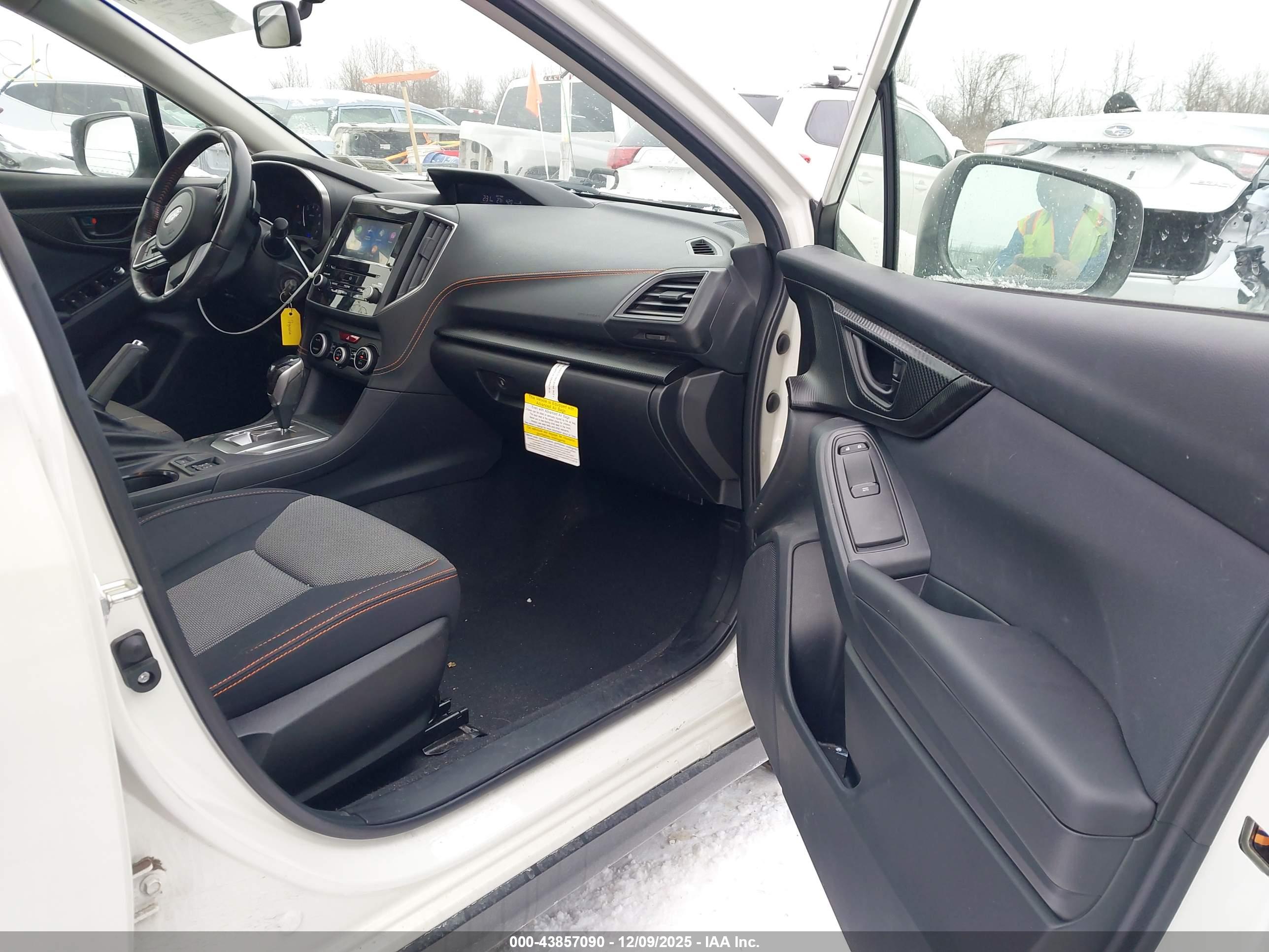 SUBARU CROSSTREK image 5
