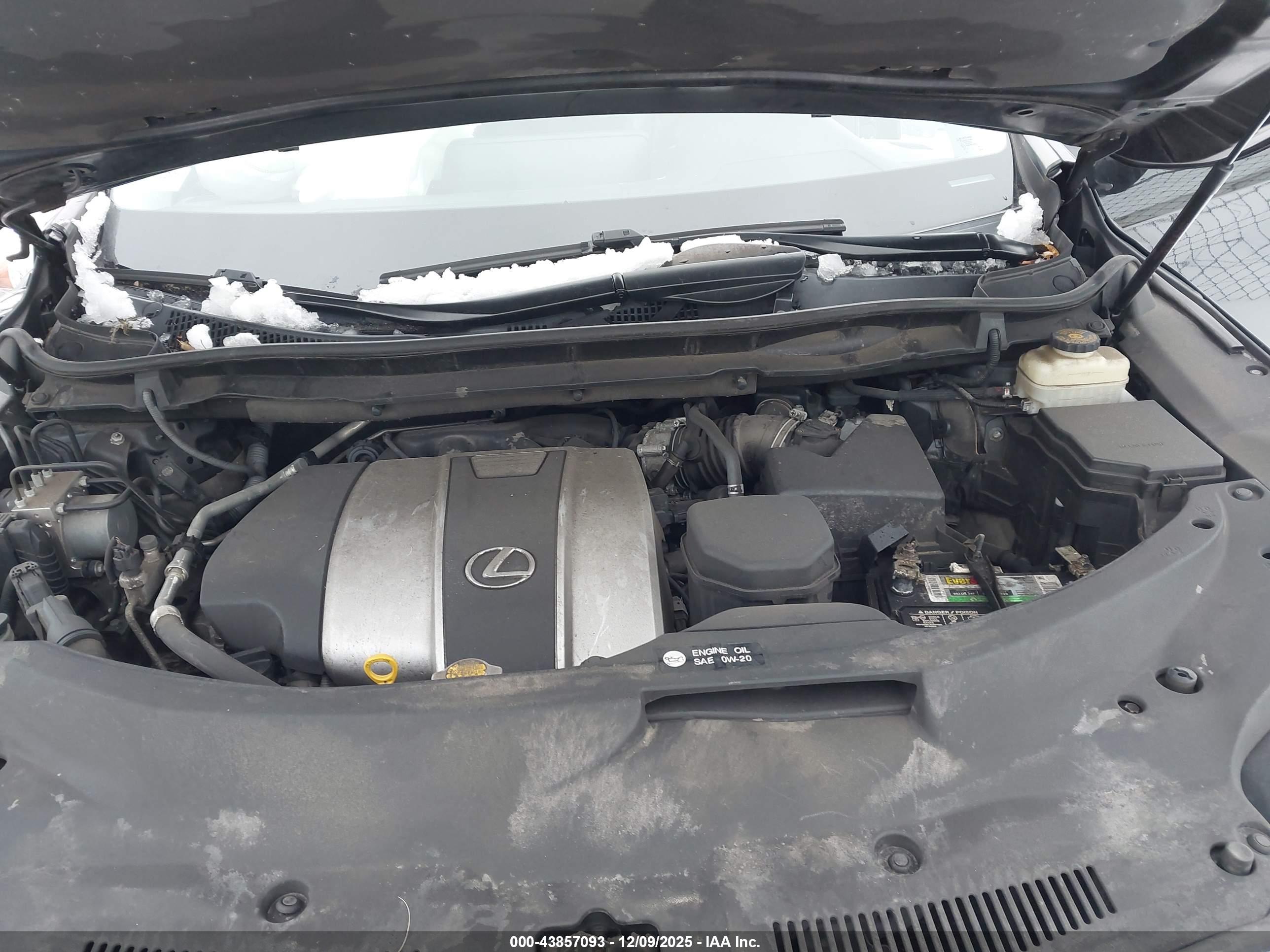 LEXUS RX image 10