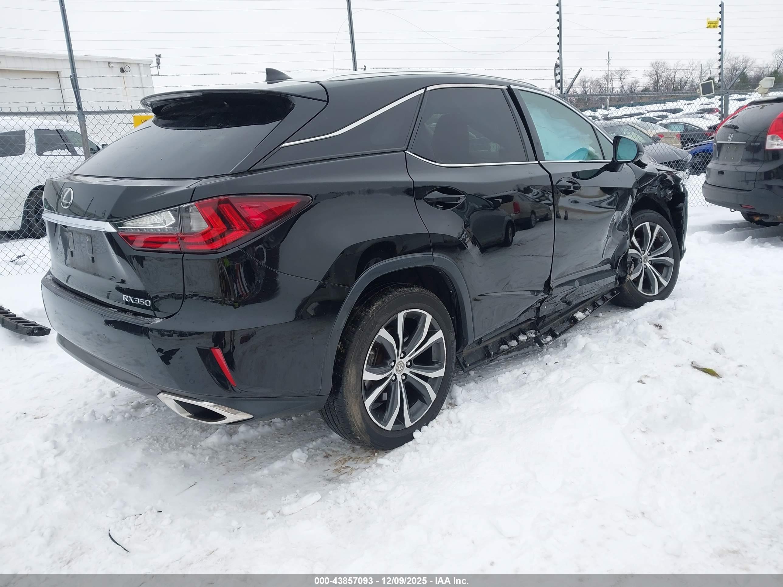 LEXUS RX image 4