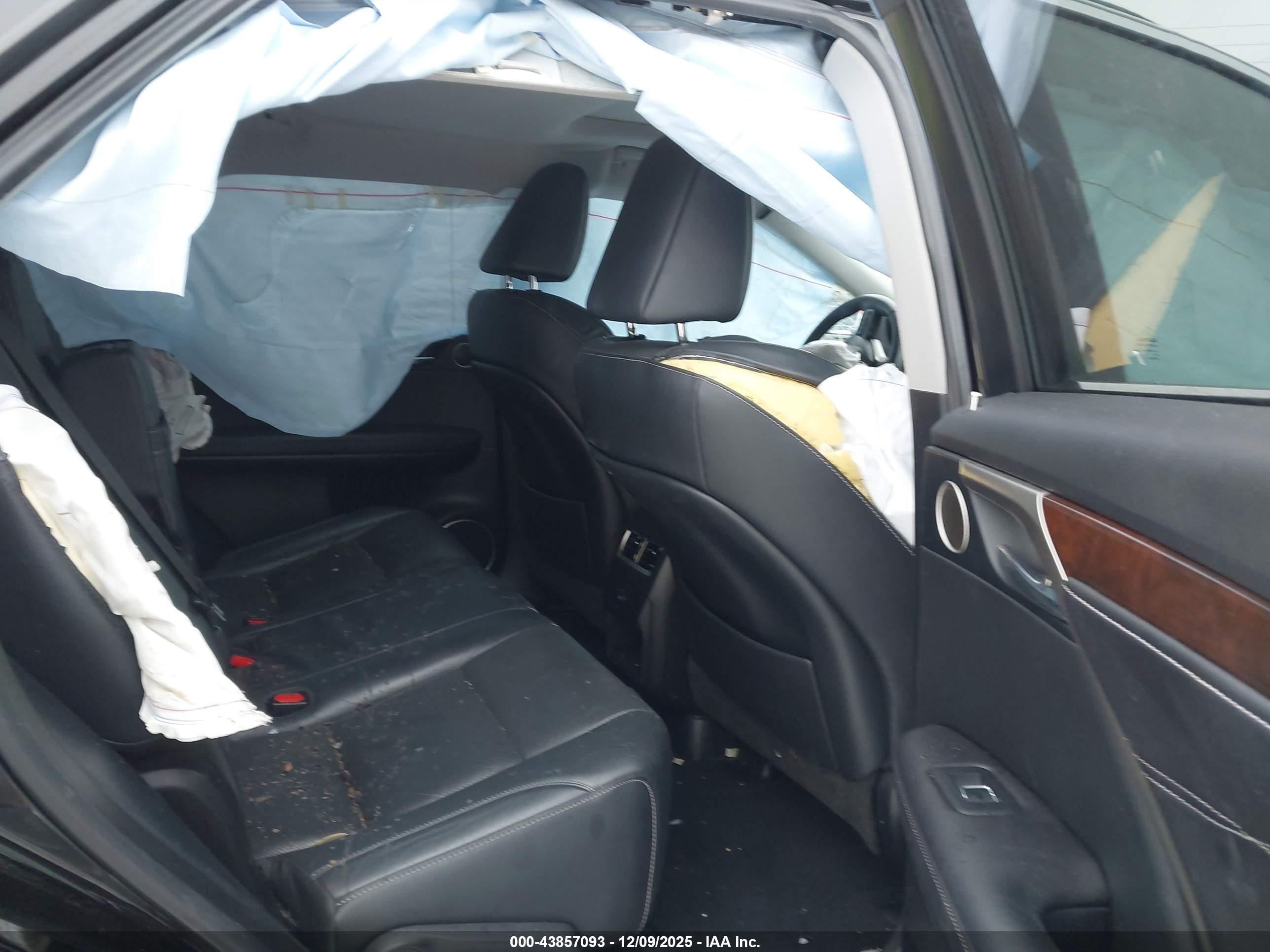 LEXUS RX image 8