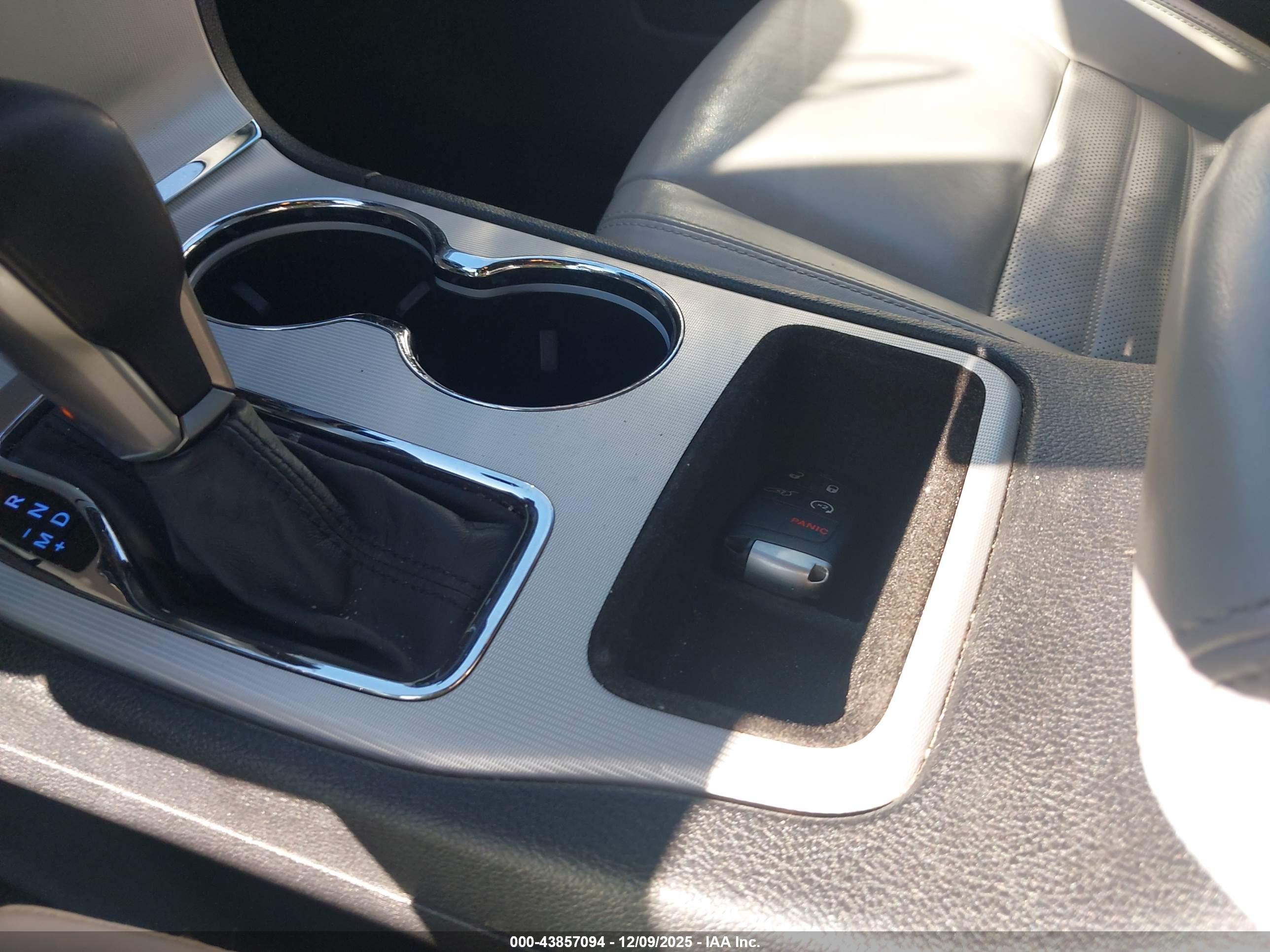 JEEP GRAND image 11