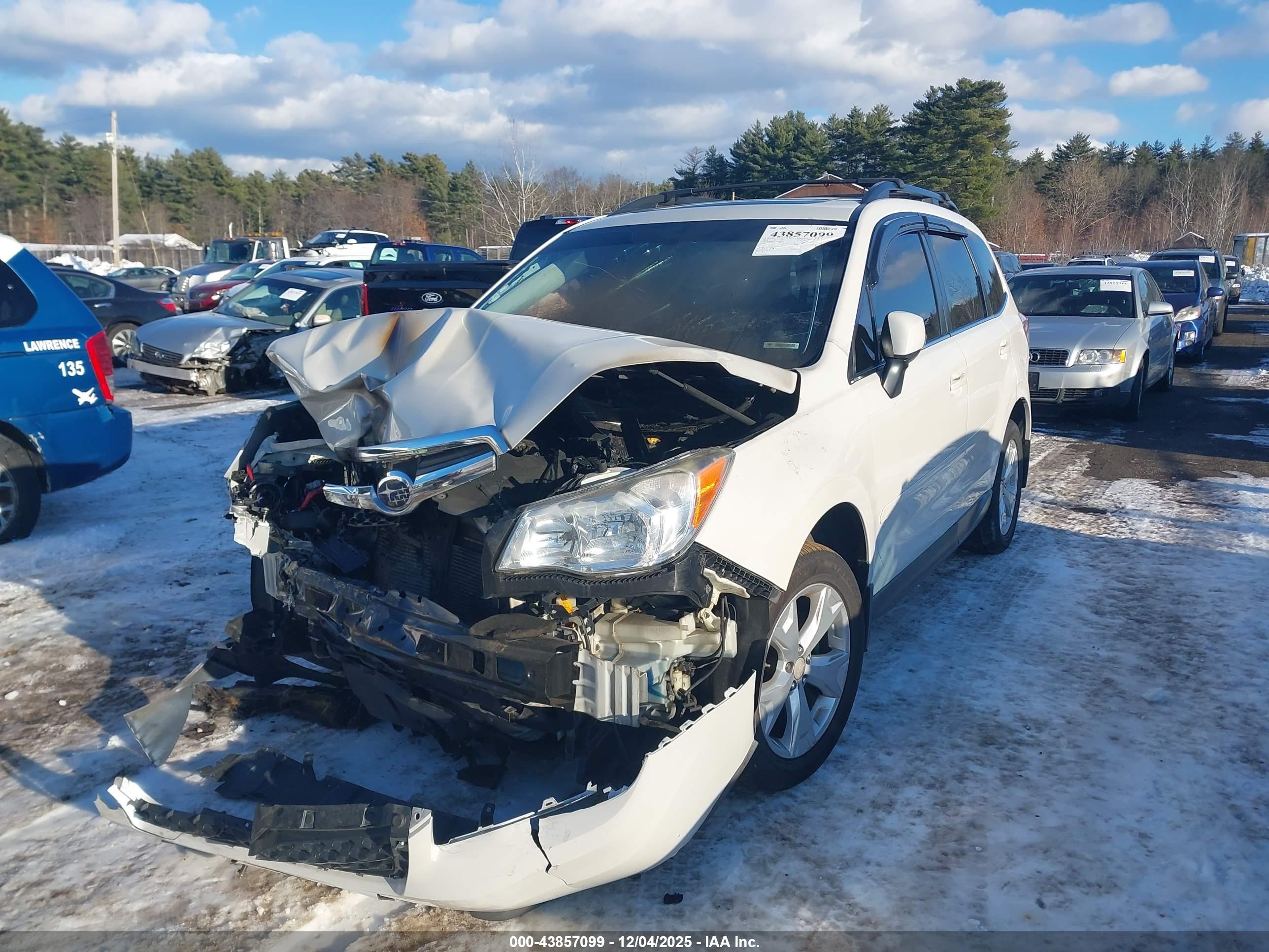 SUBARU FORESTER image 2