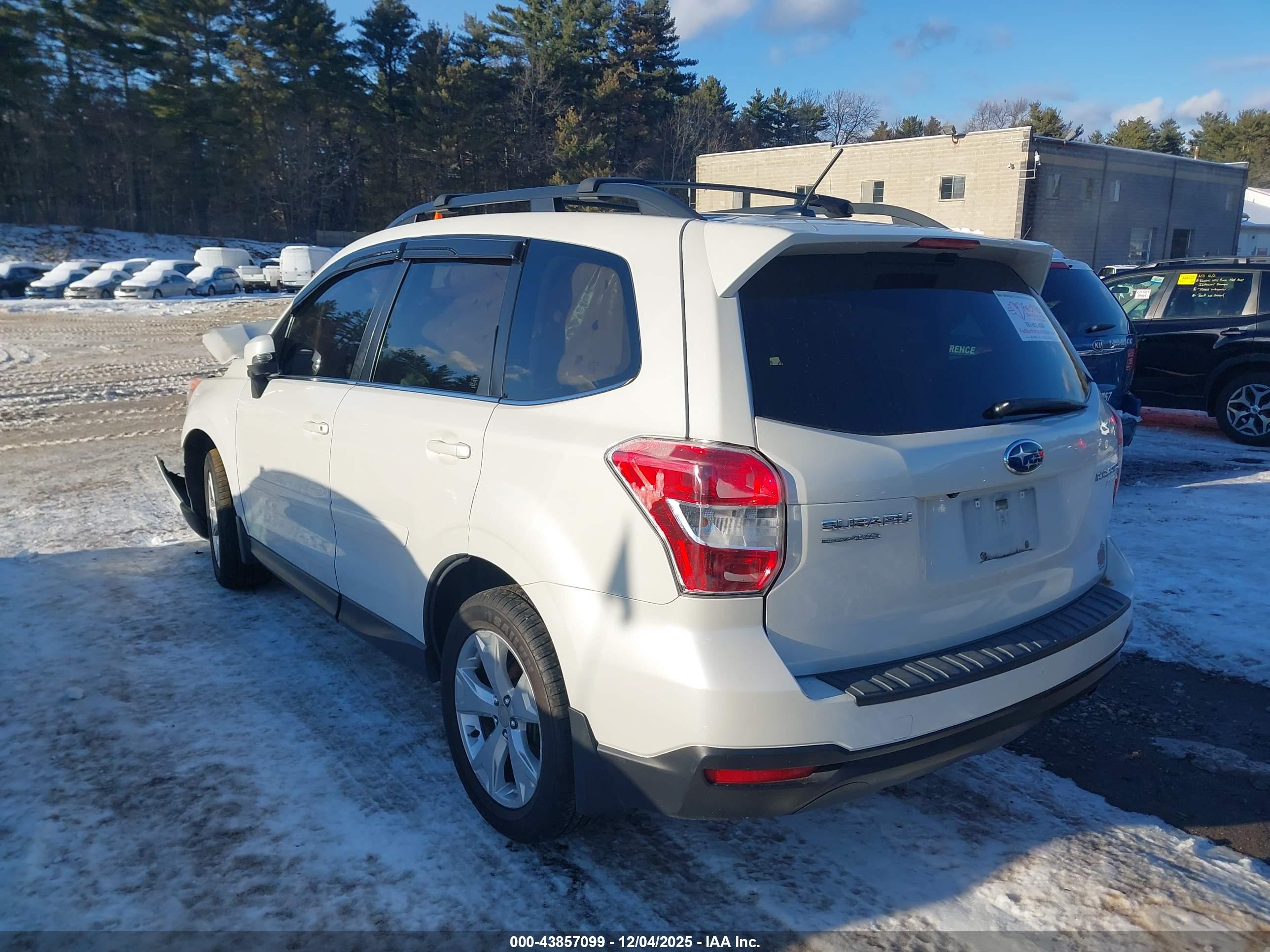 SUBARU FORESTER image 3