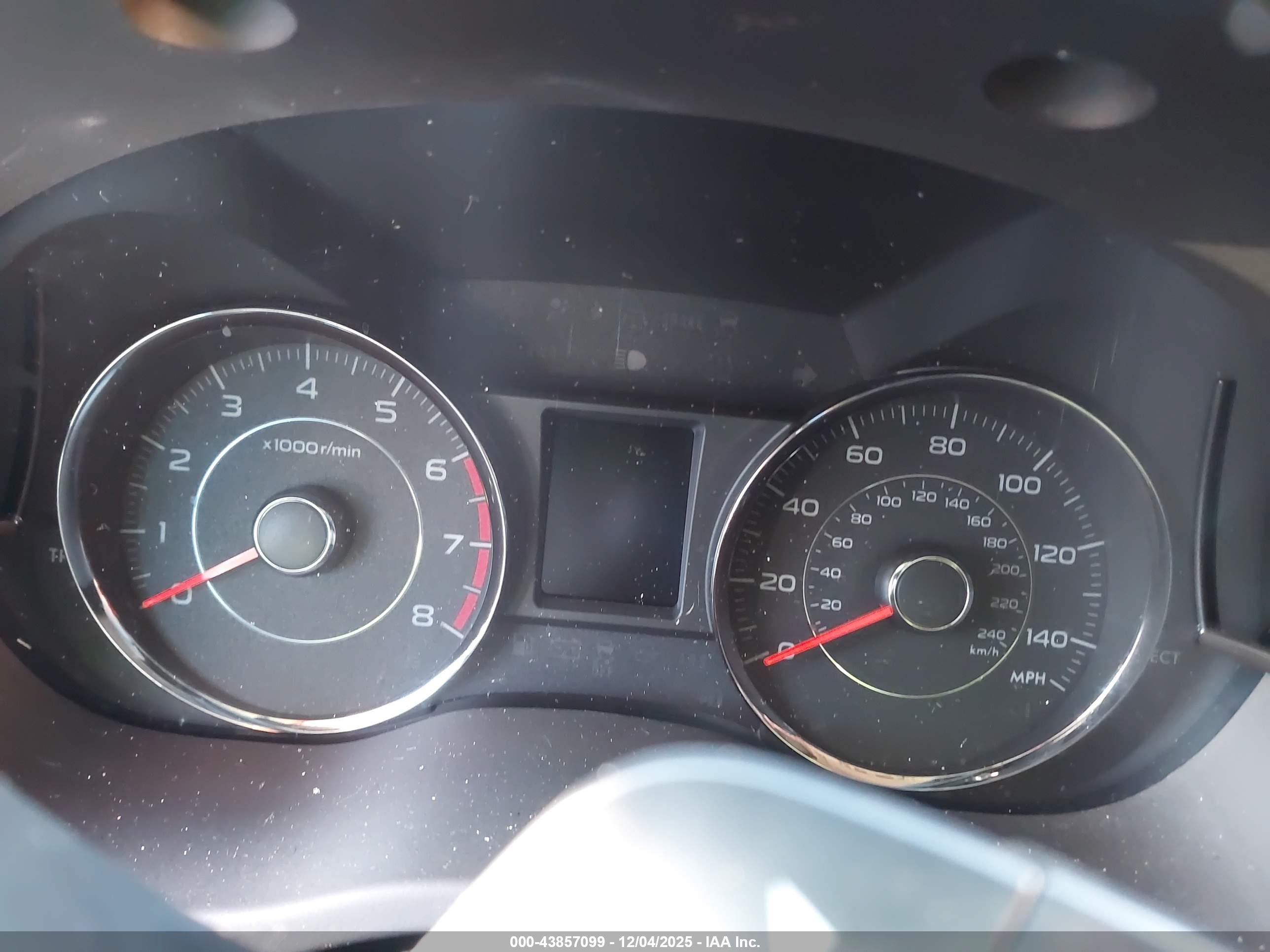 SUBARU FORESTER image 7