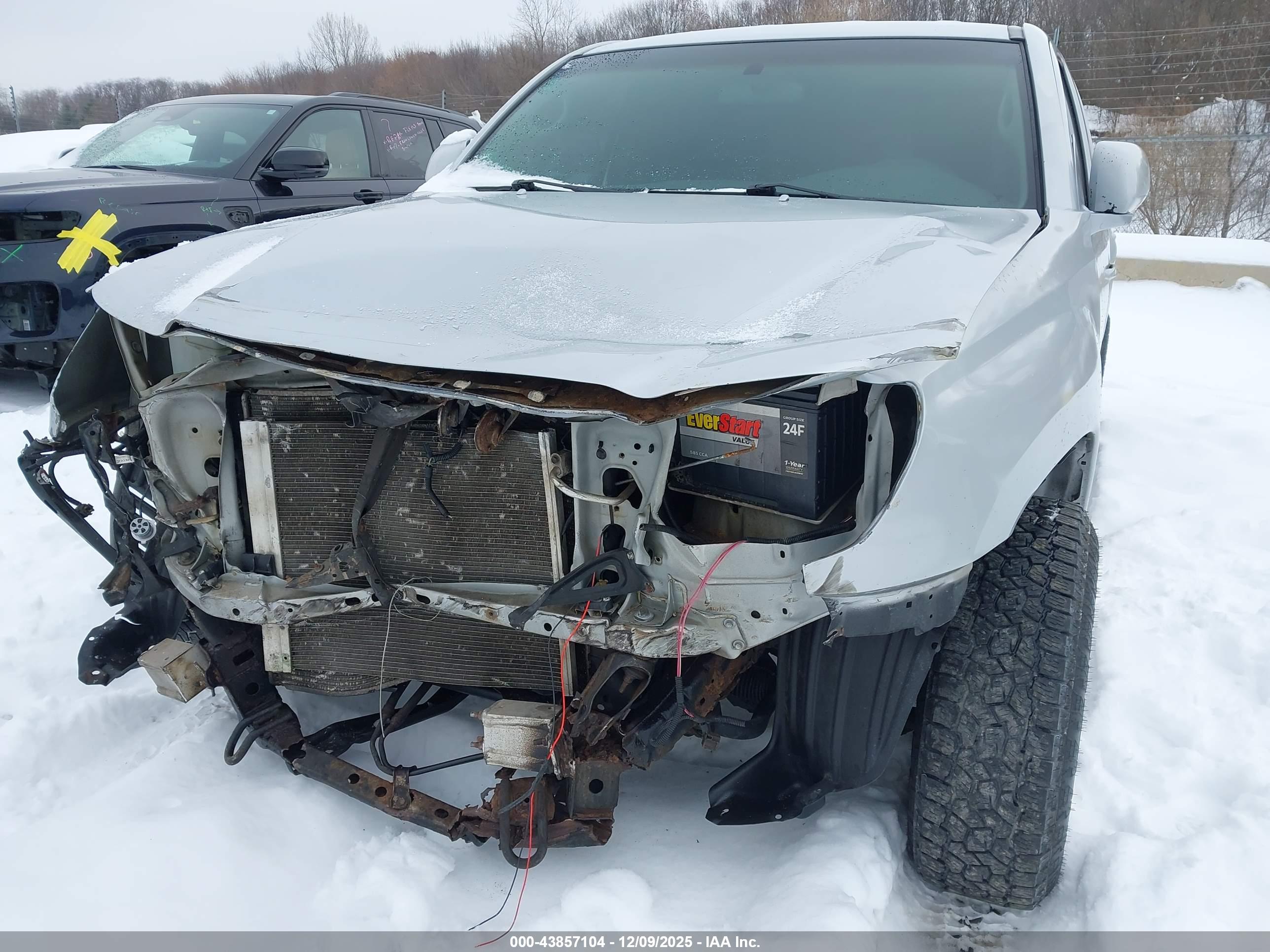 TOYOTA TACOMA image 6