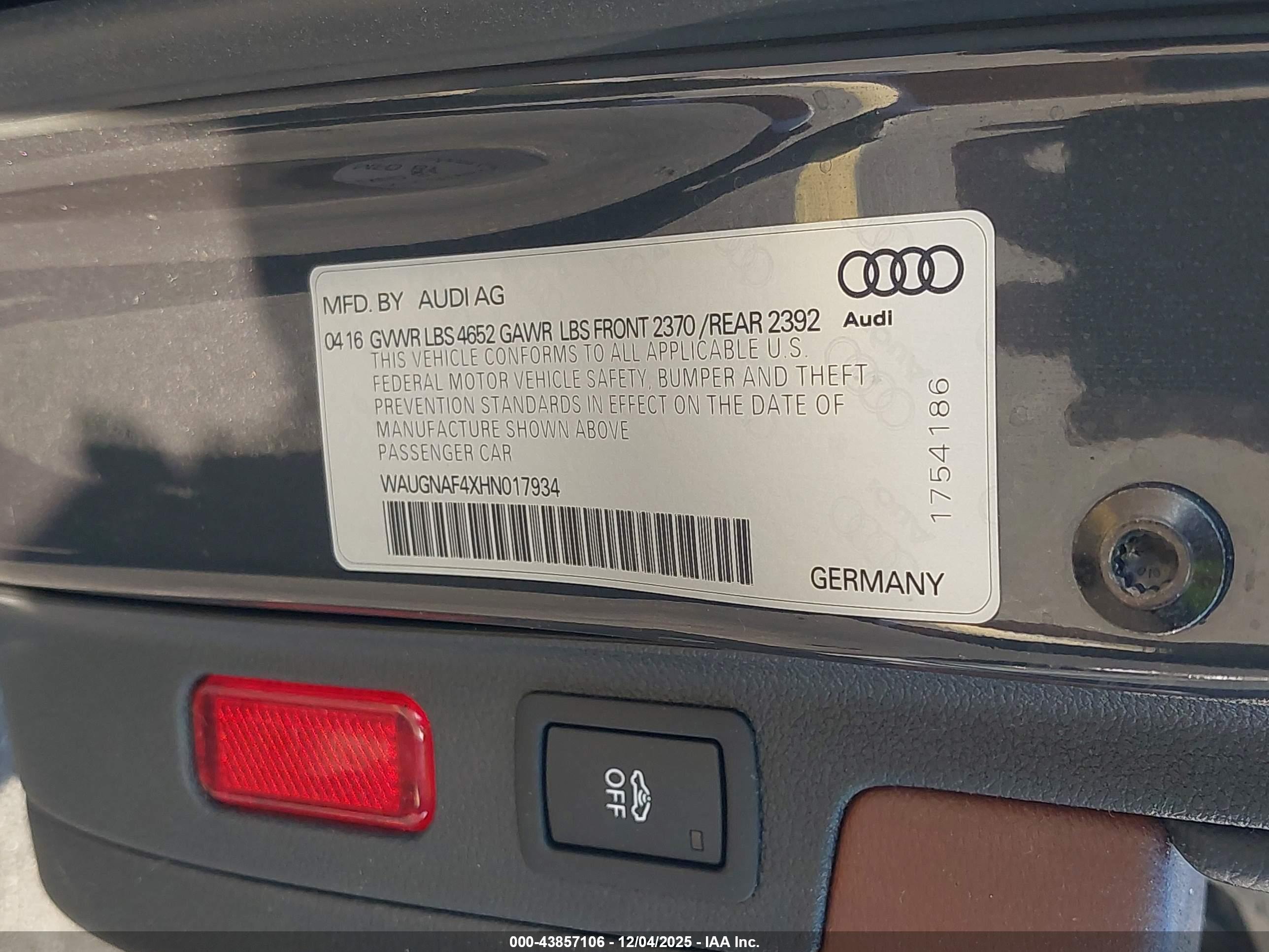 AUDI A4 image 9