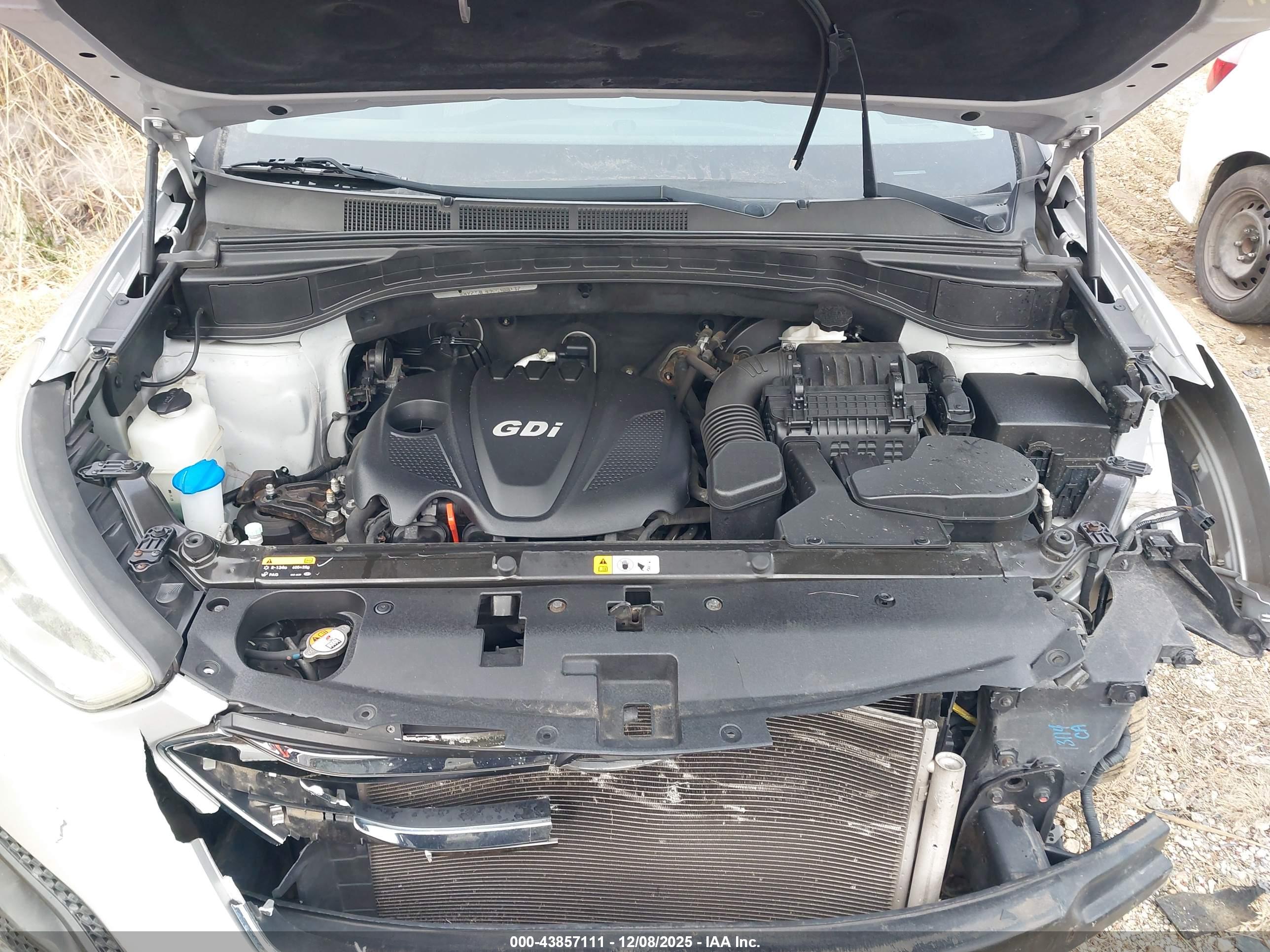 HYUNDAI SANTA image 10