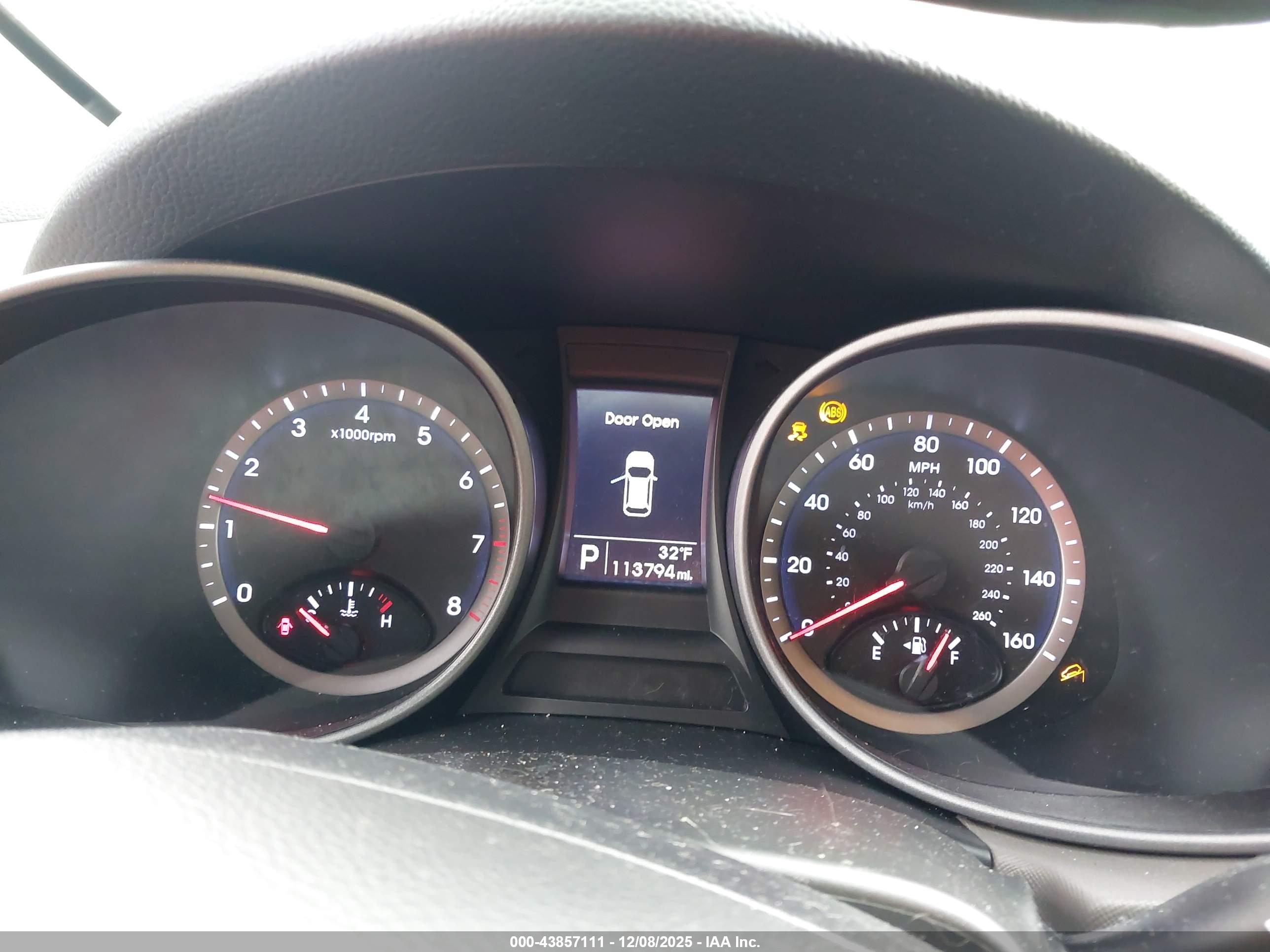 HYUNDAI SANTA image 7