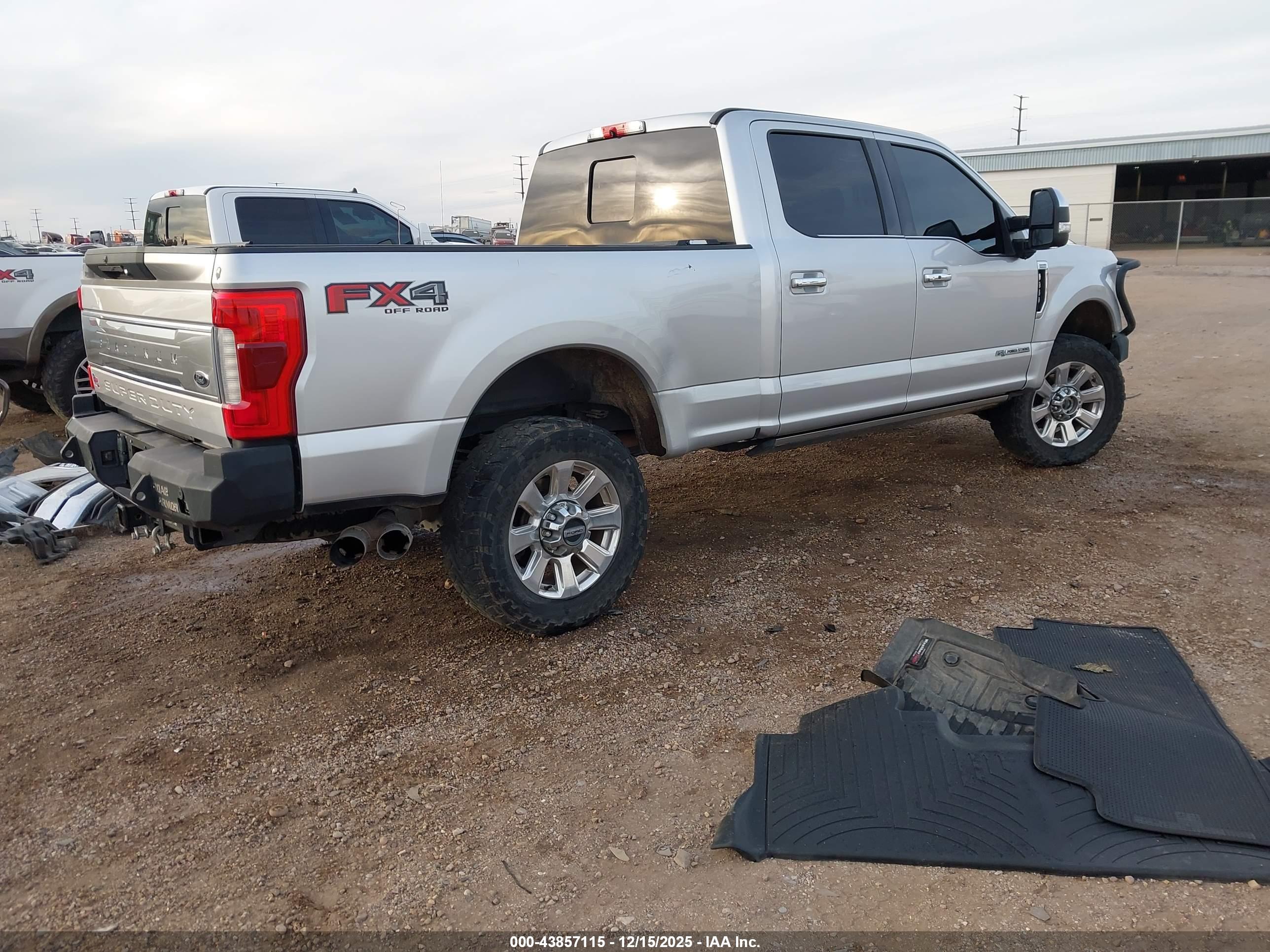 FORD F-350 image 4