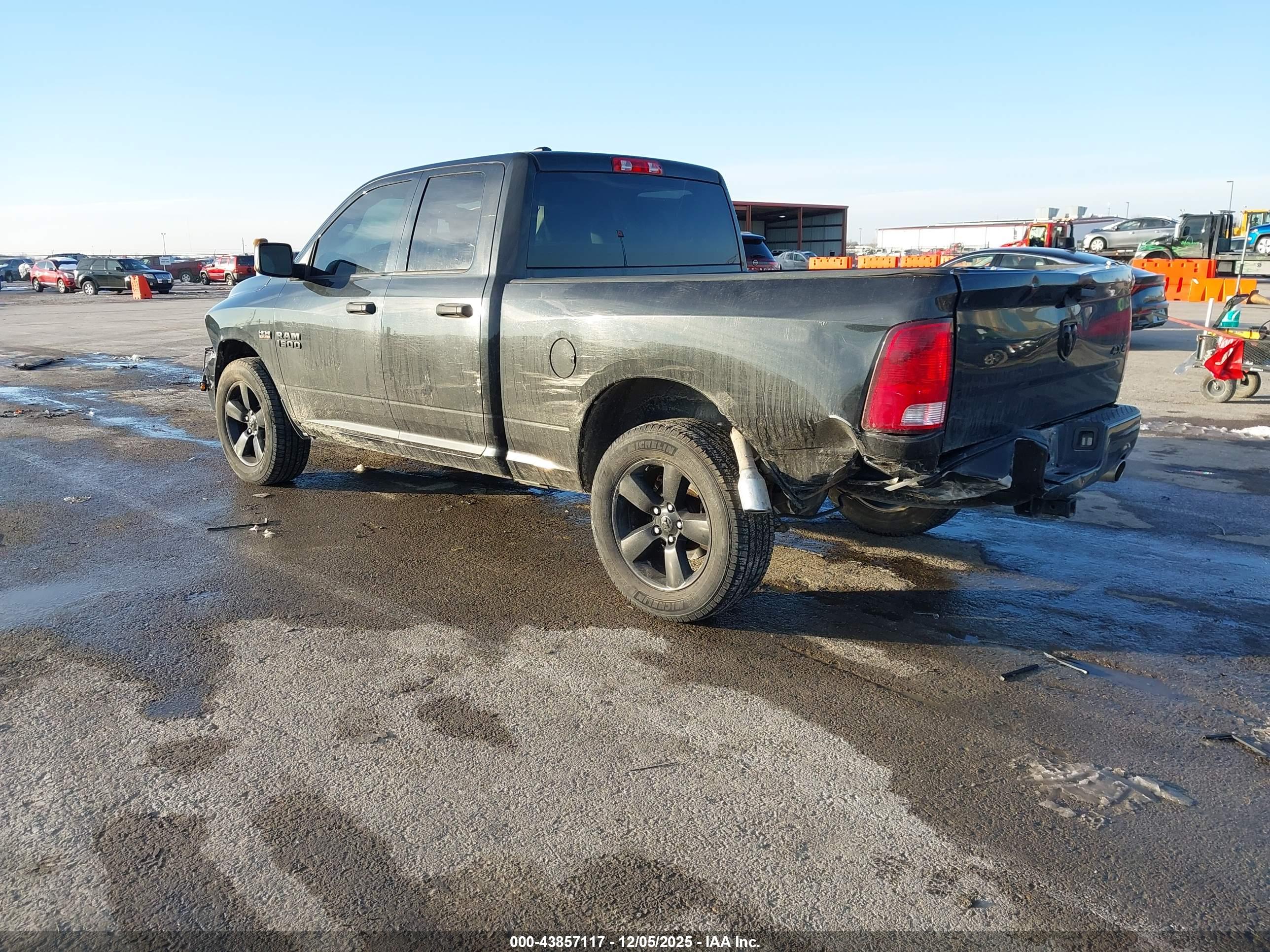 RAM 1500 image 3