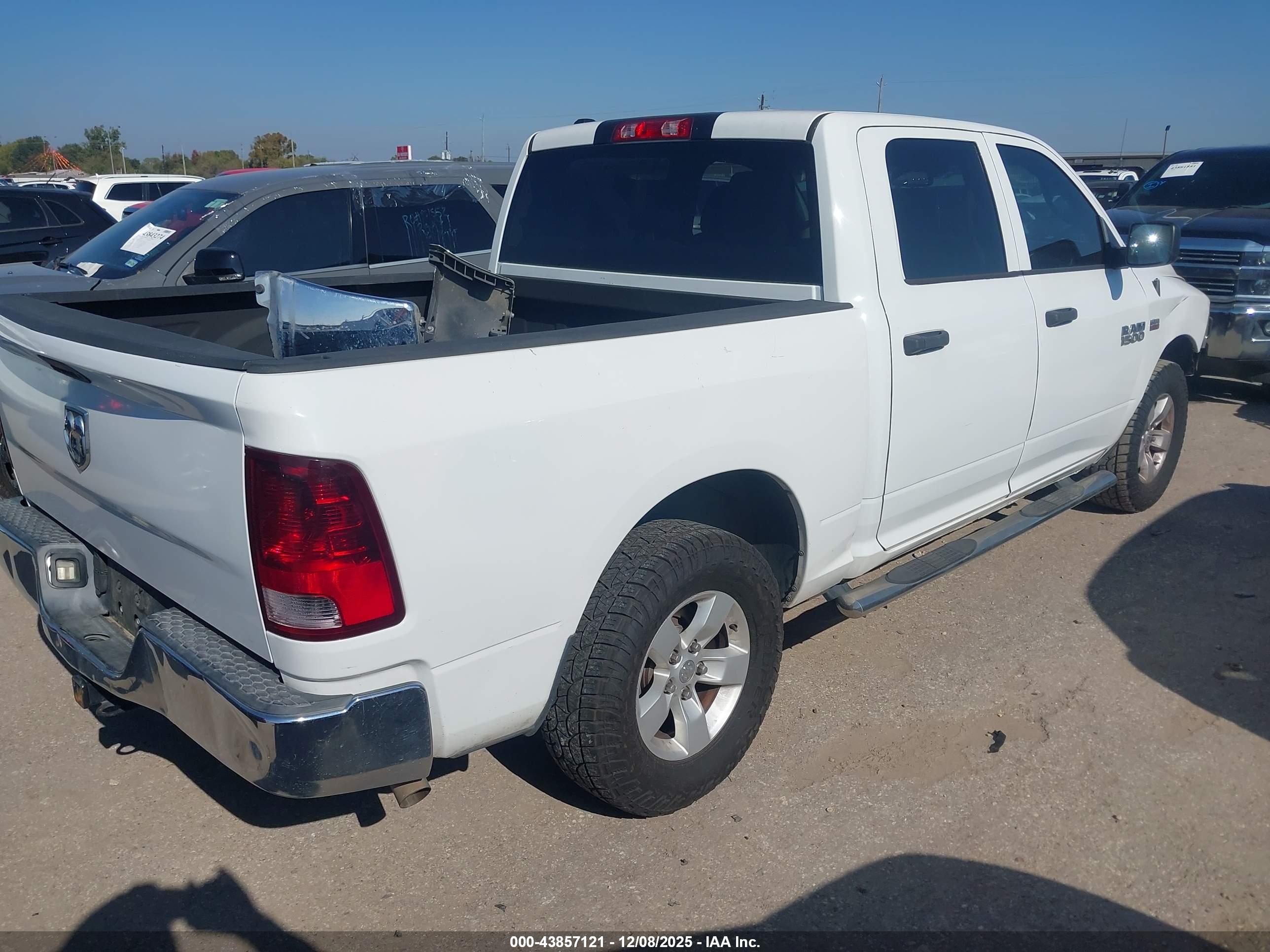 RAM 1500 image 4