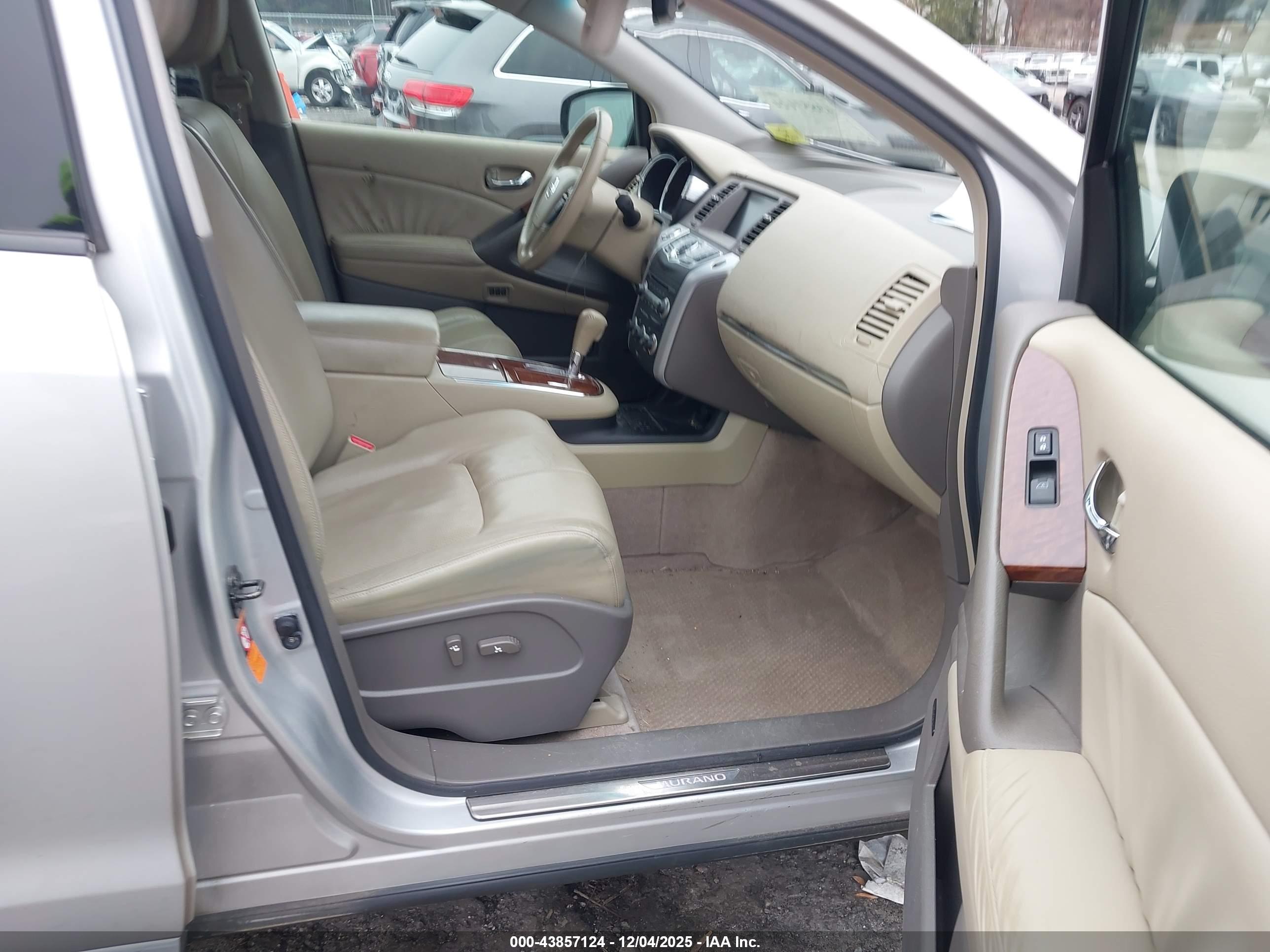 NISSAN MURANO image 5