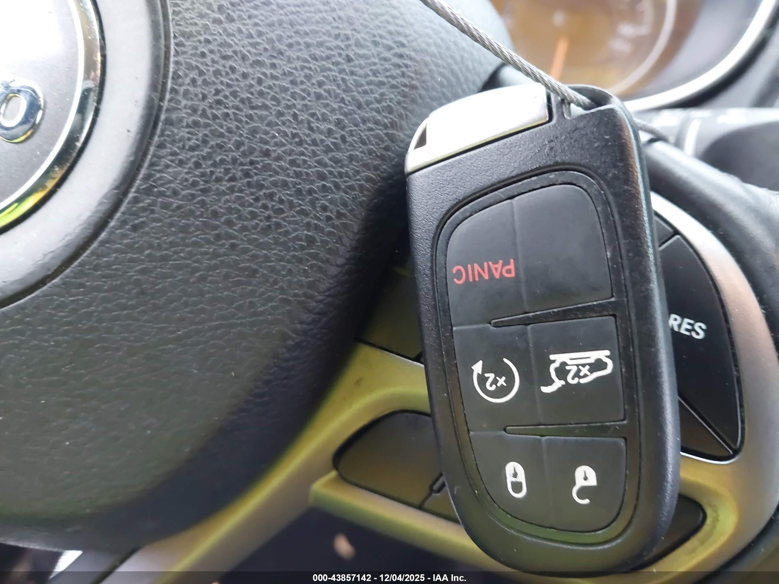 JEEP CHEROKEE image 11