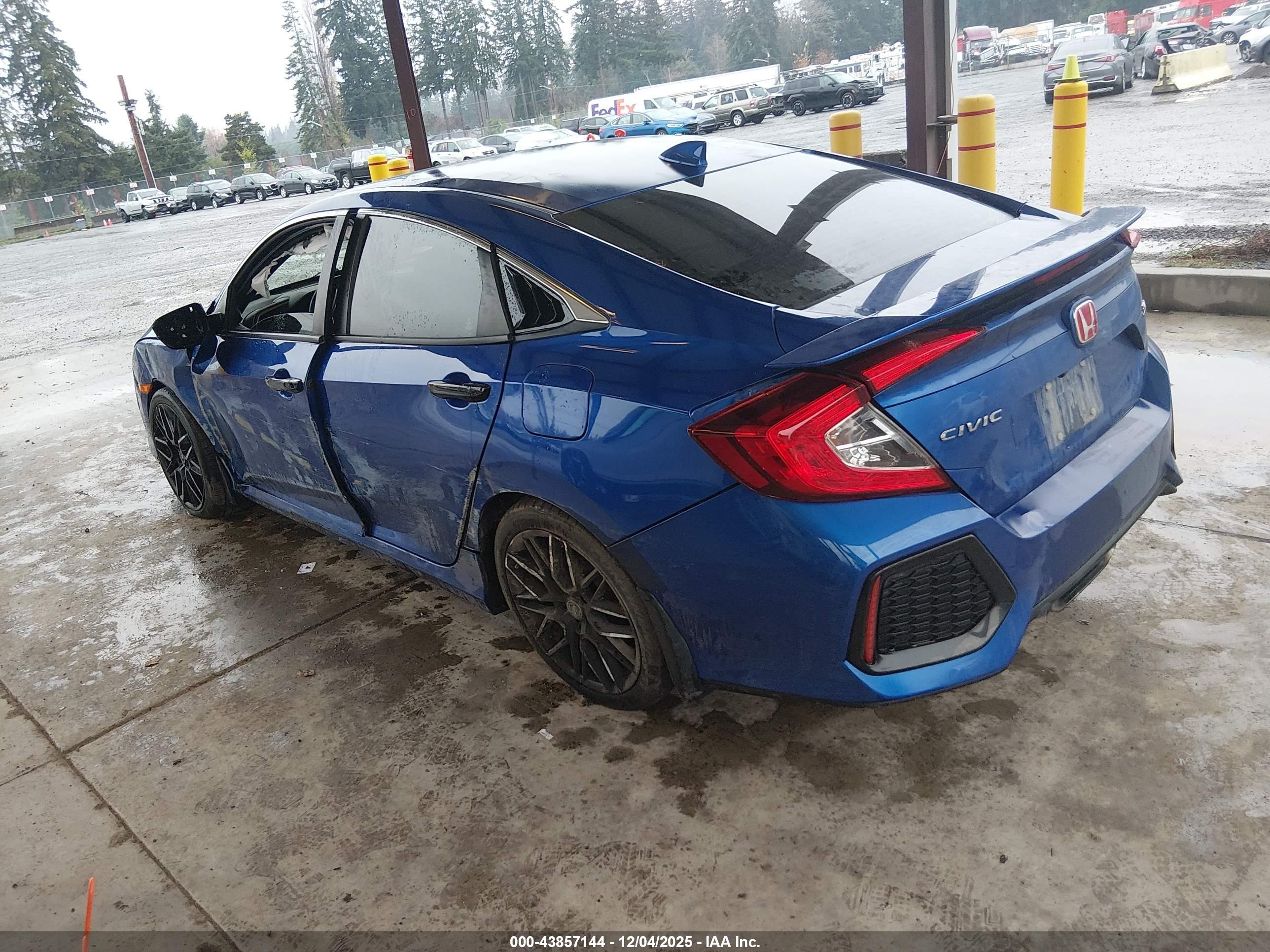 HONDA CIVIC image 3