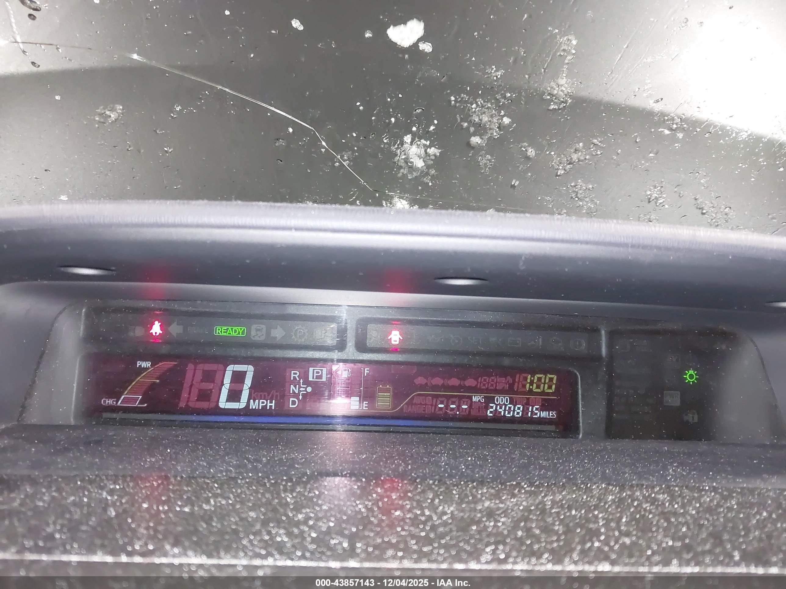 TOYOTA PRIUS image 7