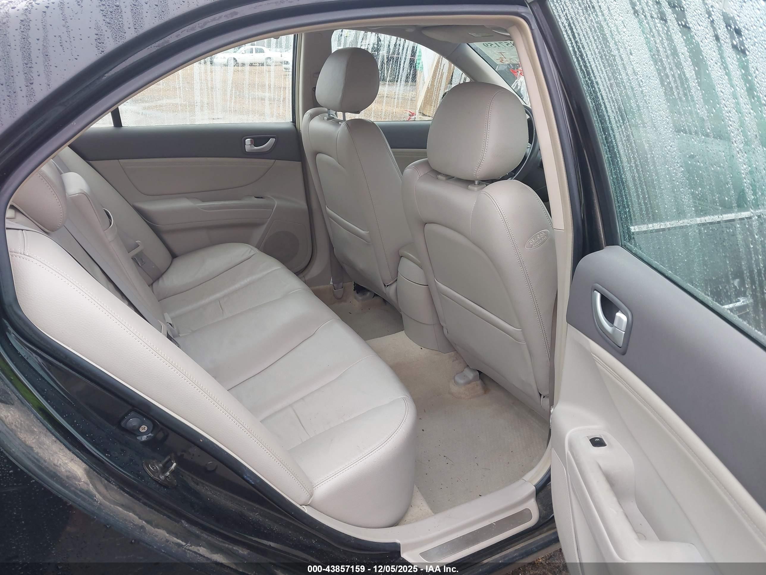 HYUNDAI SONATA image 8