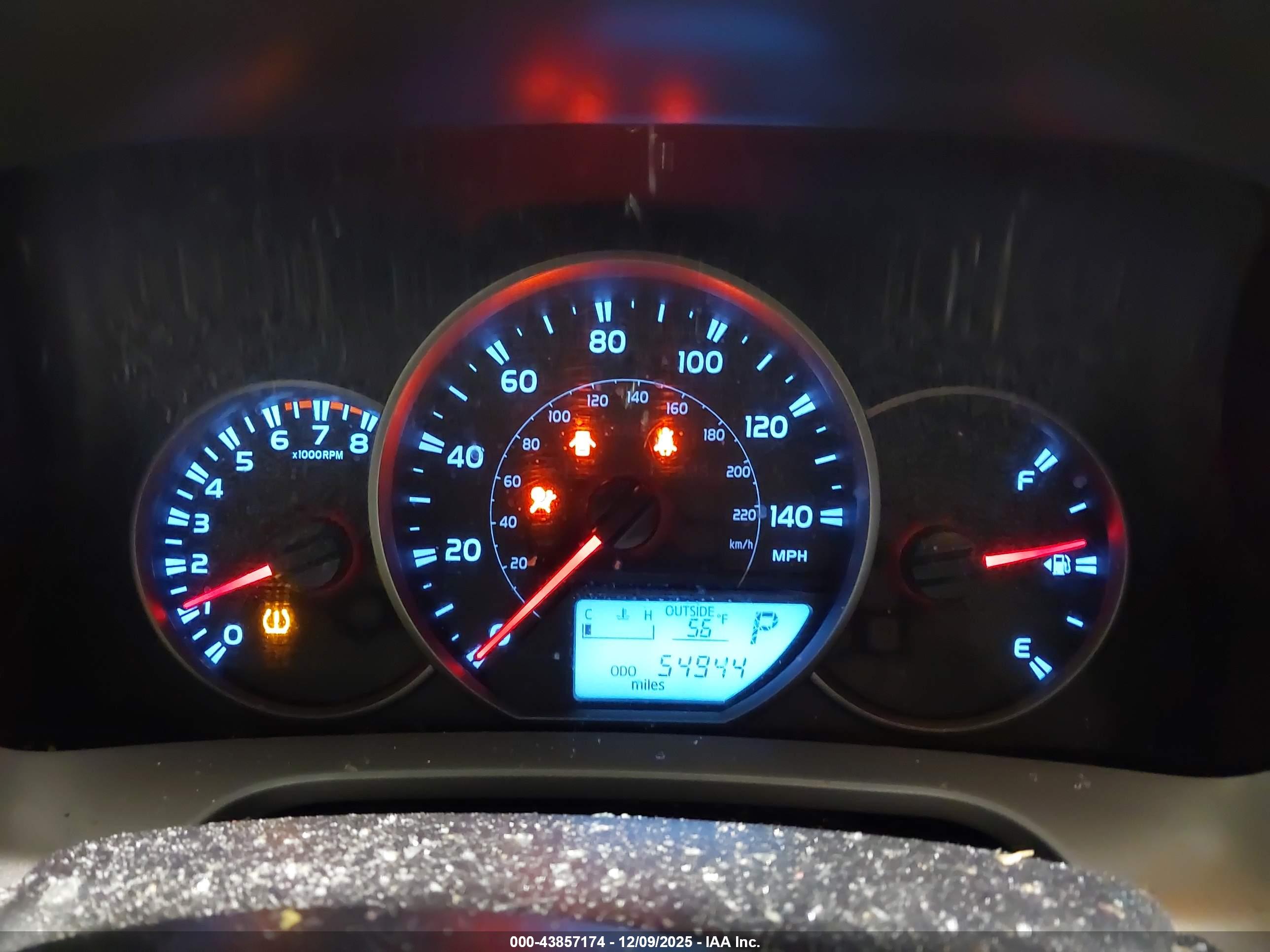 TOYOTA RAV4 image 7