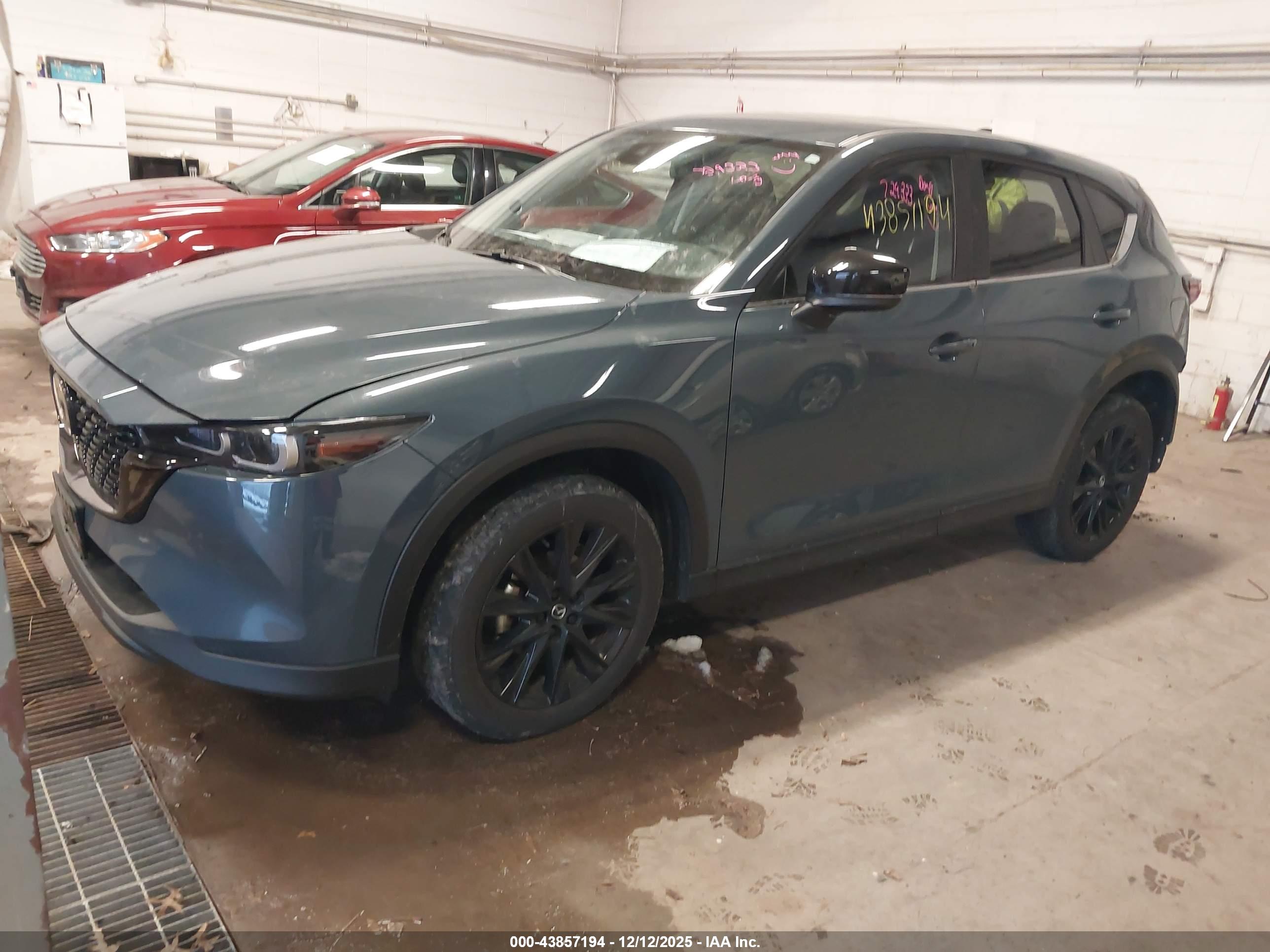 MAZDA CX-5 image 2