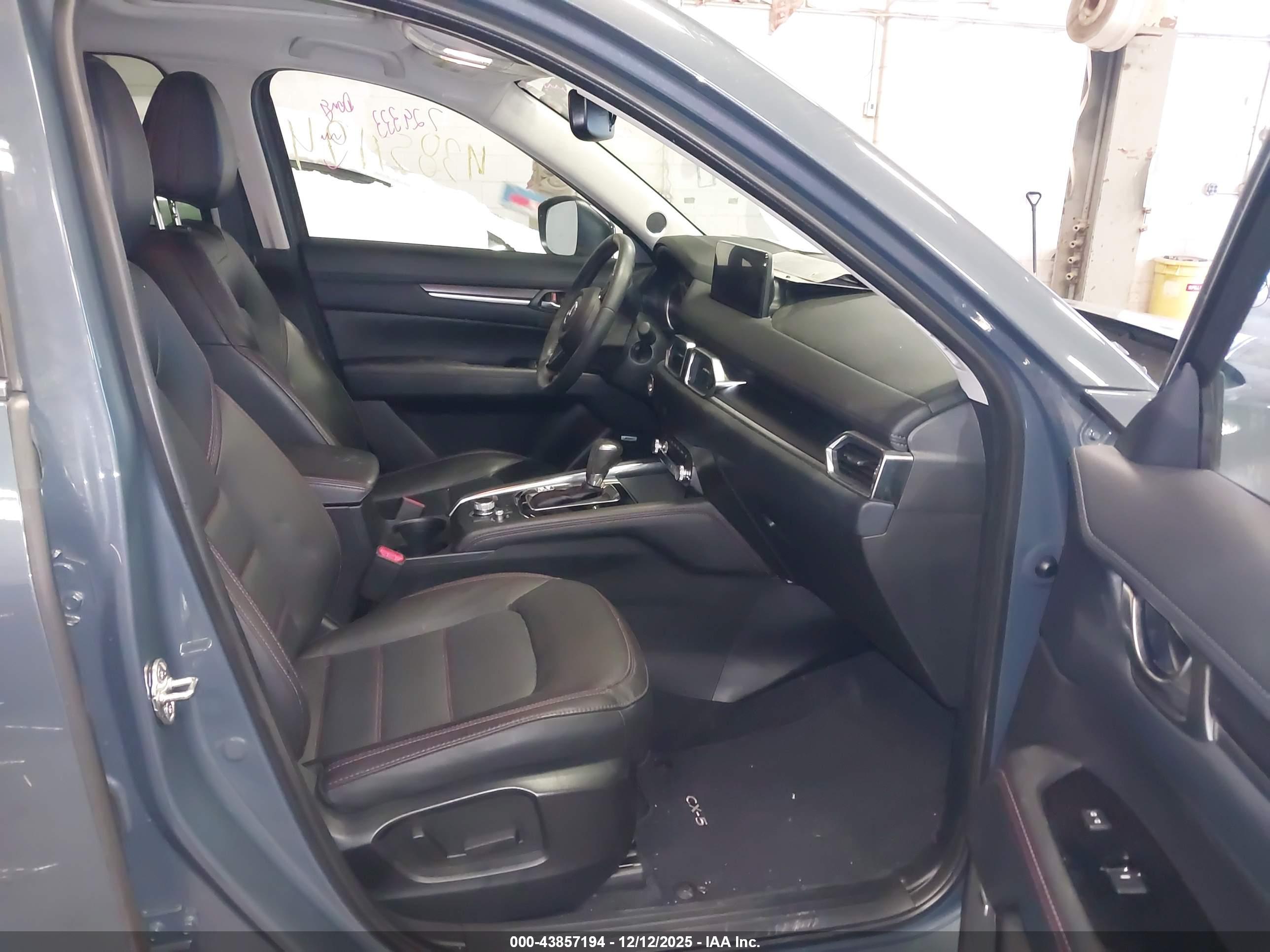 MAZDA CX-5 image 5
