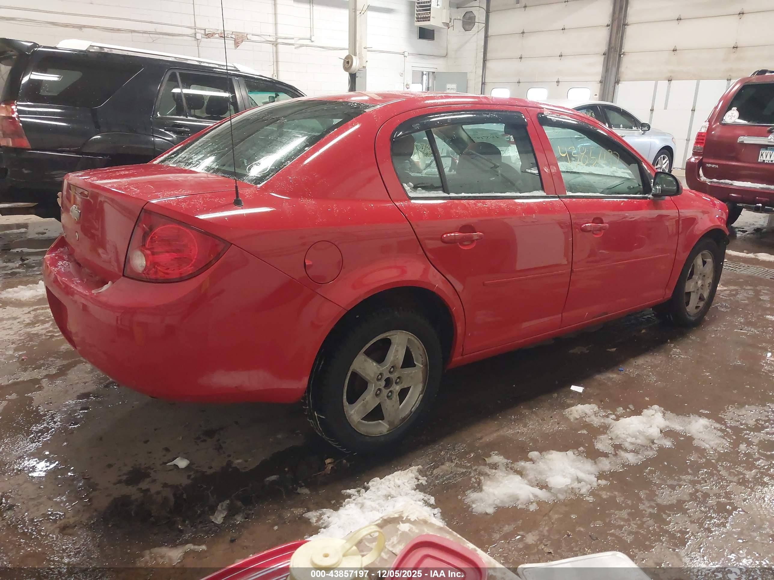 CHEVROLET COBALT image 4