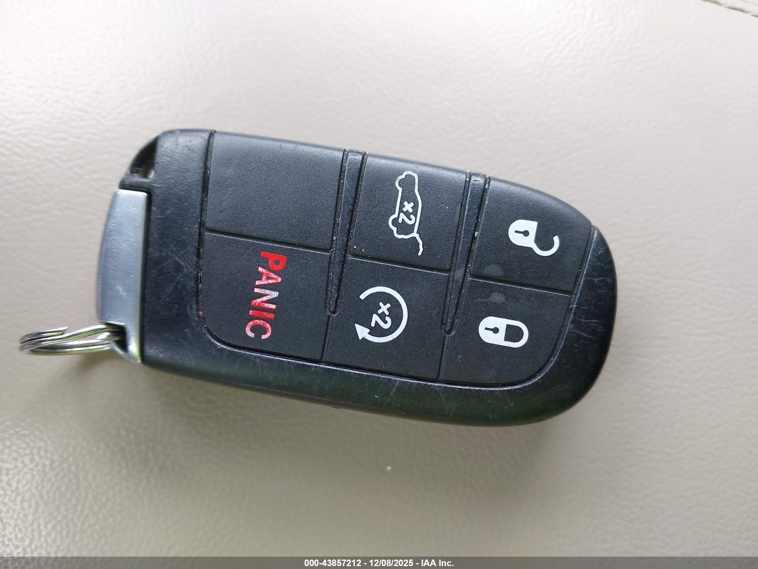 JEEP GRAND image 11