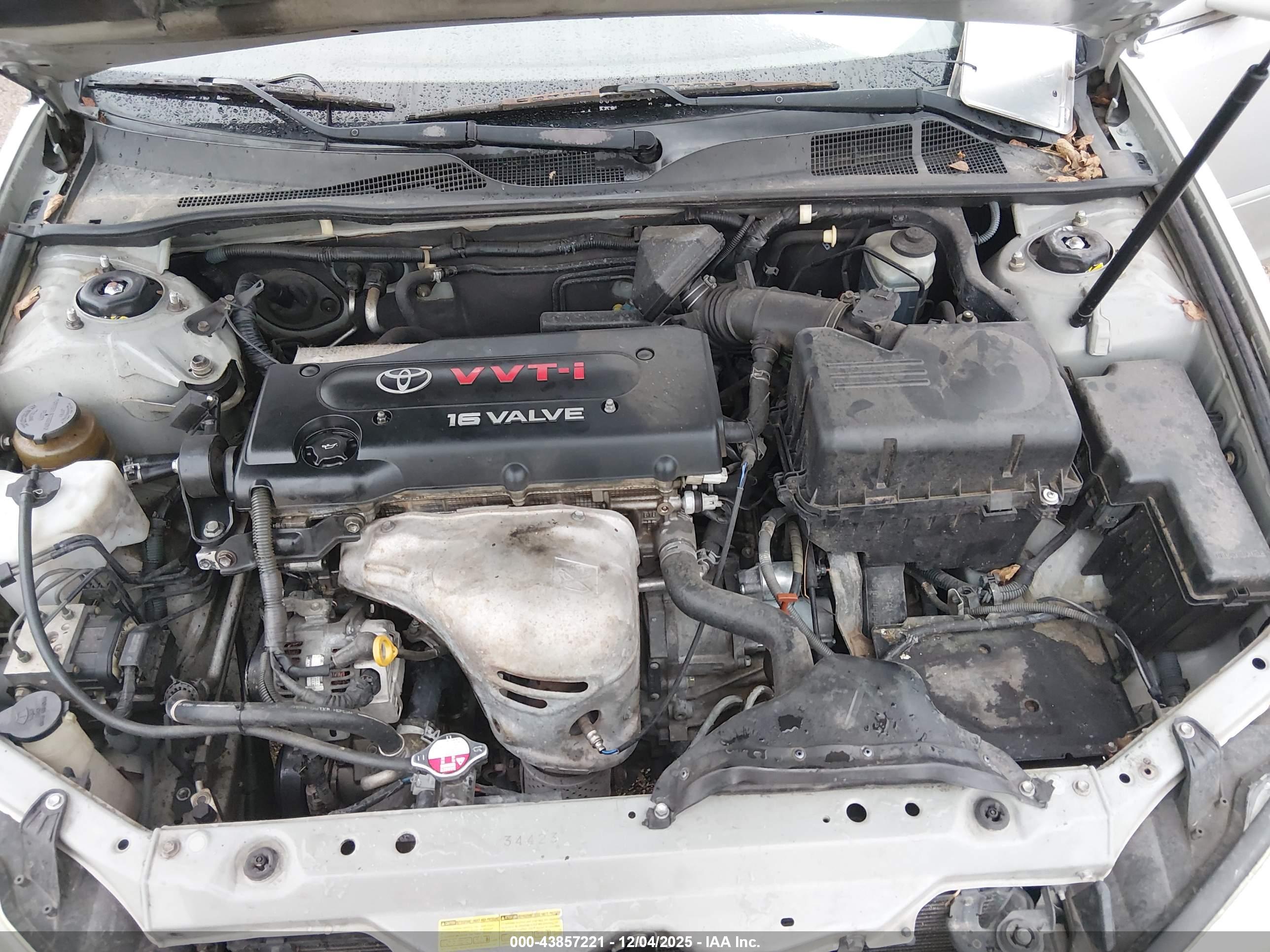 TOYOTA CAMRY image 10