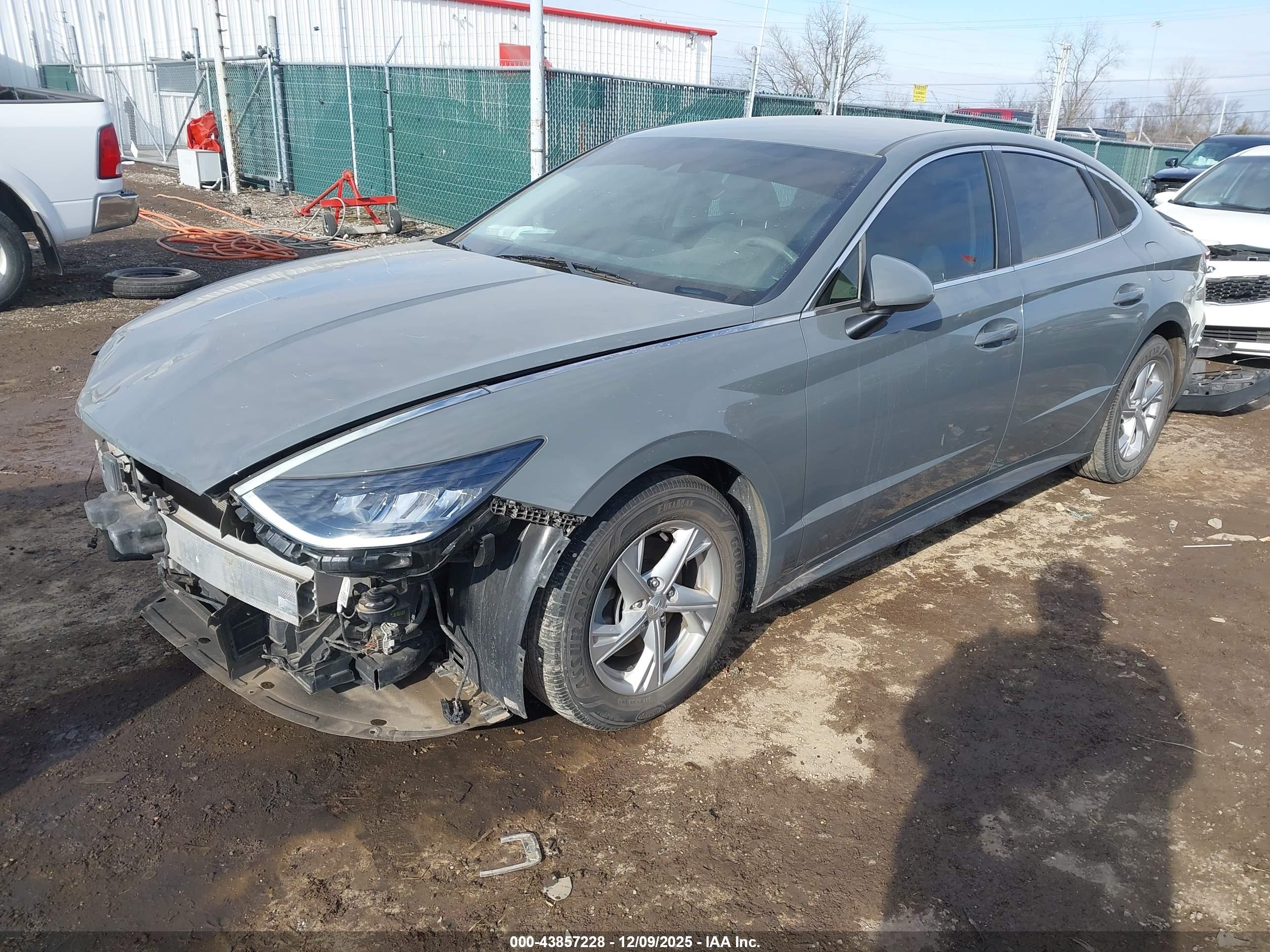 HYUNDAI SONATA image 2